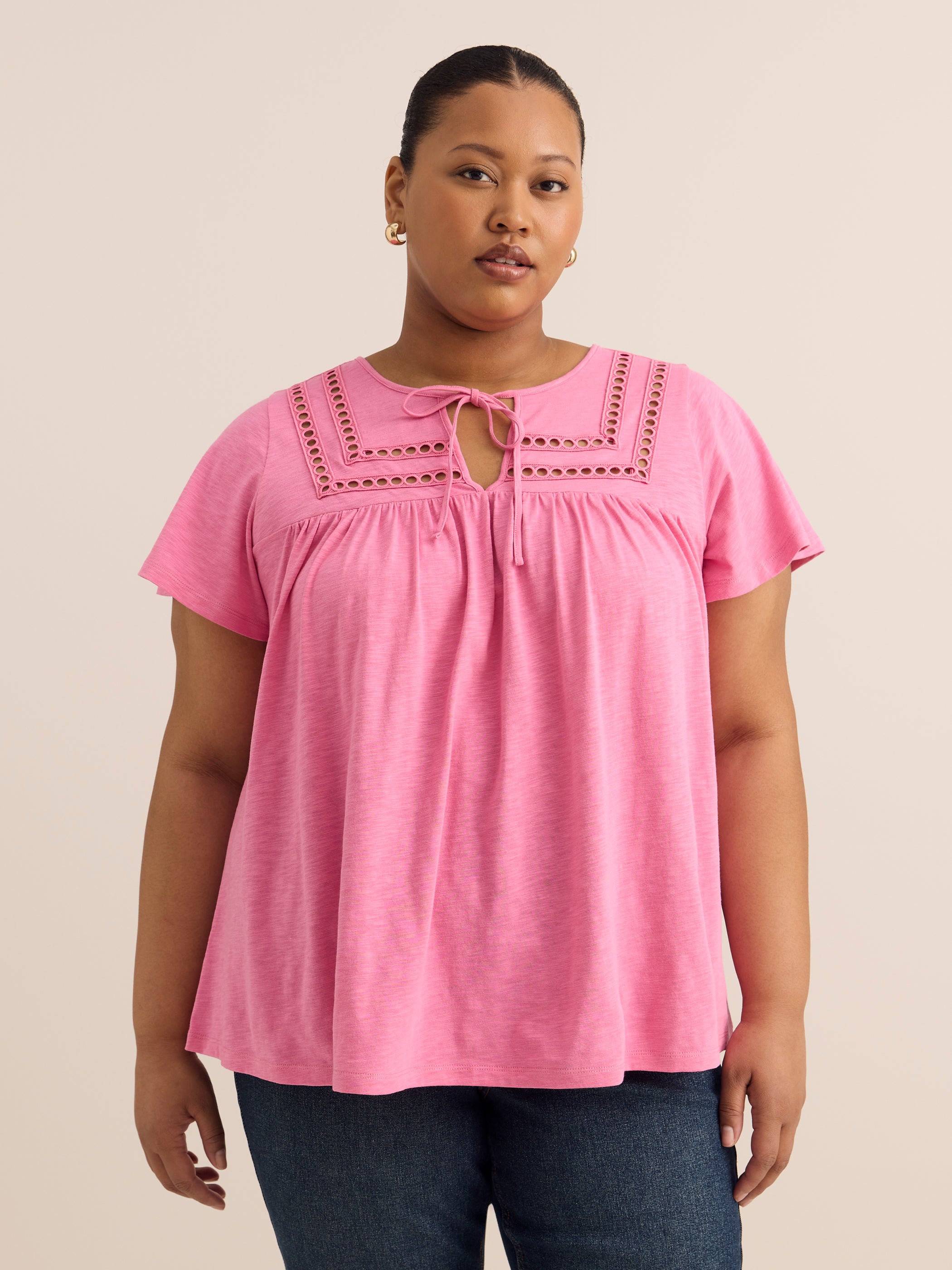 Slight Swing-Fit Crochet-Insert Top