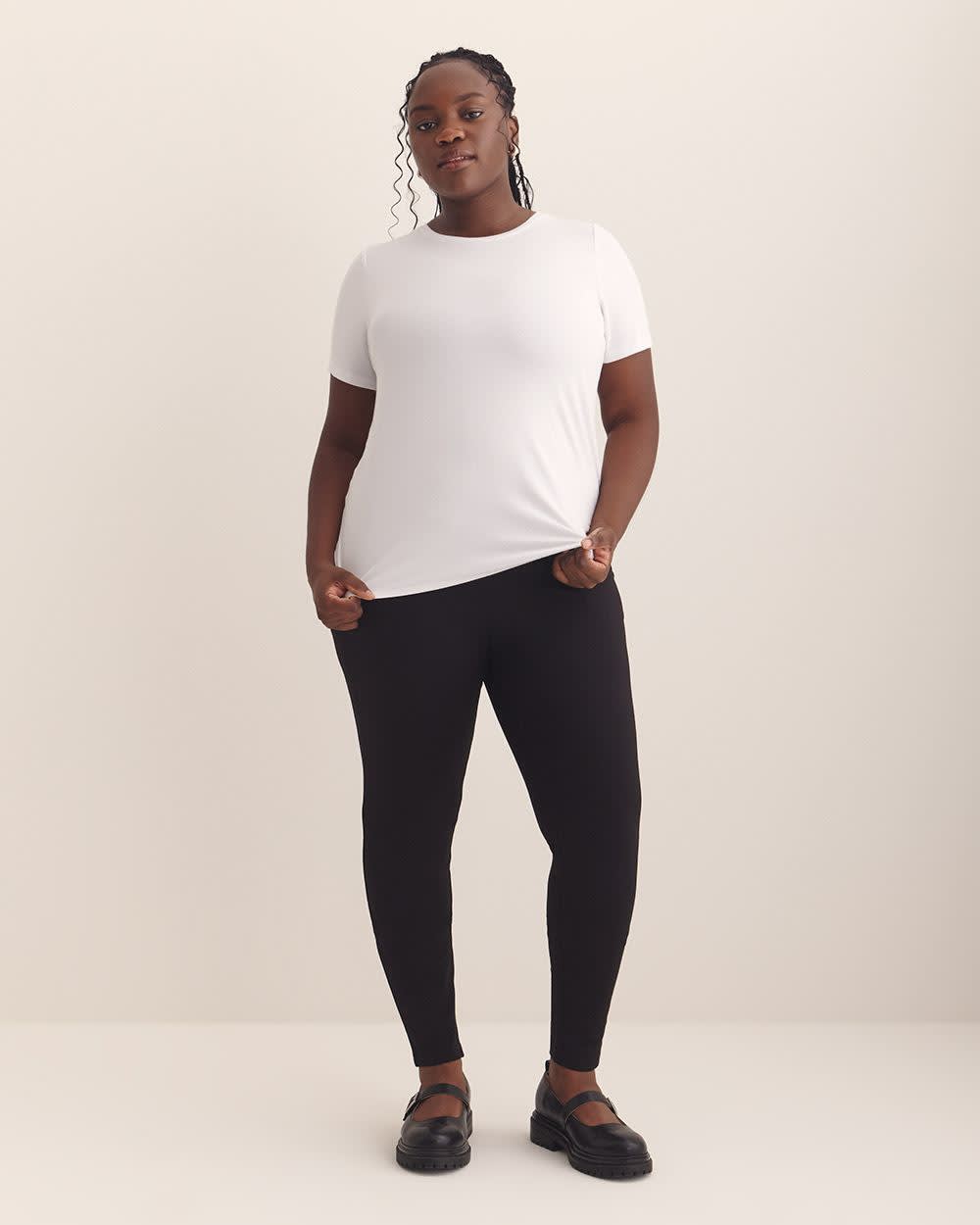 Legging noir en pointe de Rome avec poches, tissu responsable