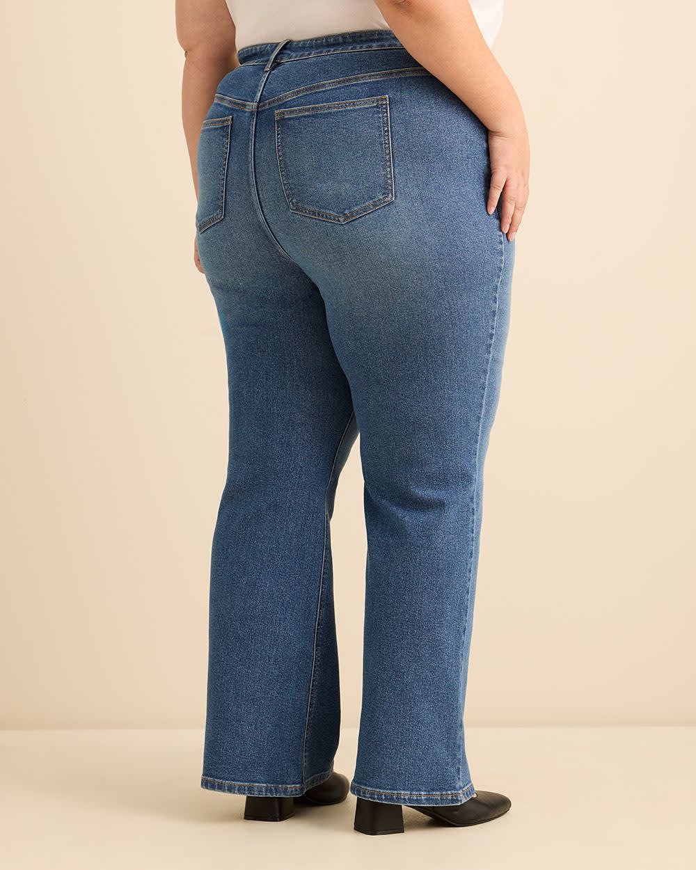 Jean coupe classique taille haute et jambe évasée - d/C JEANS