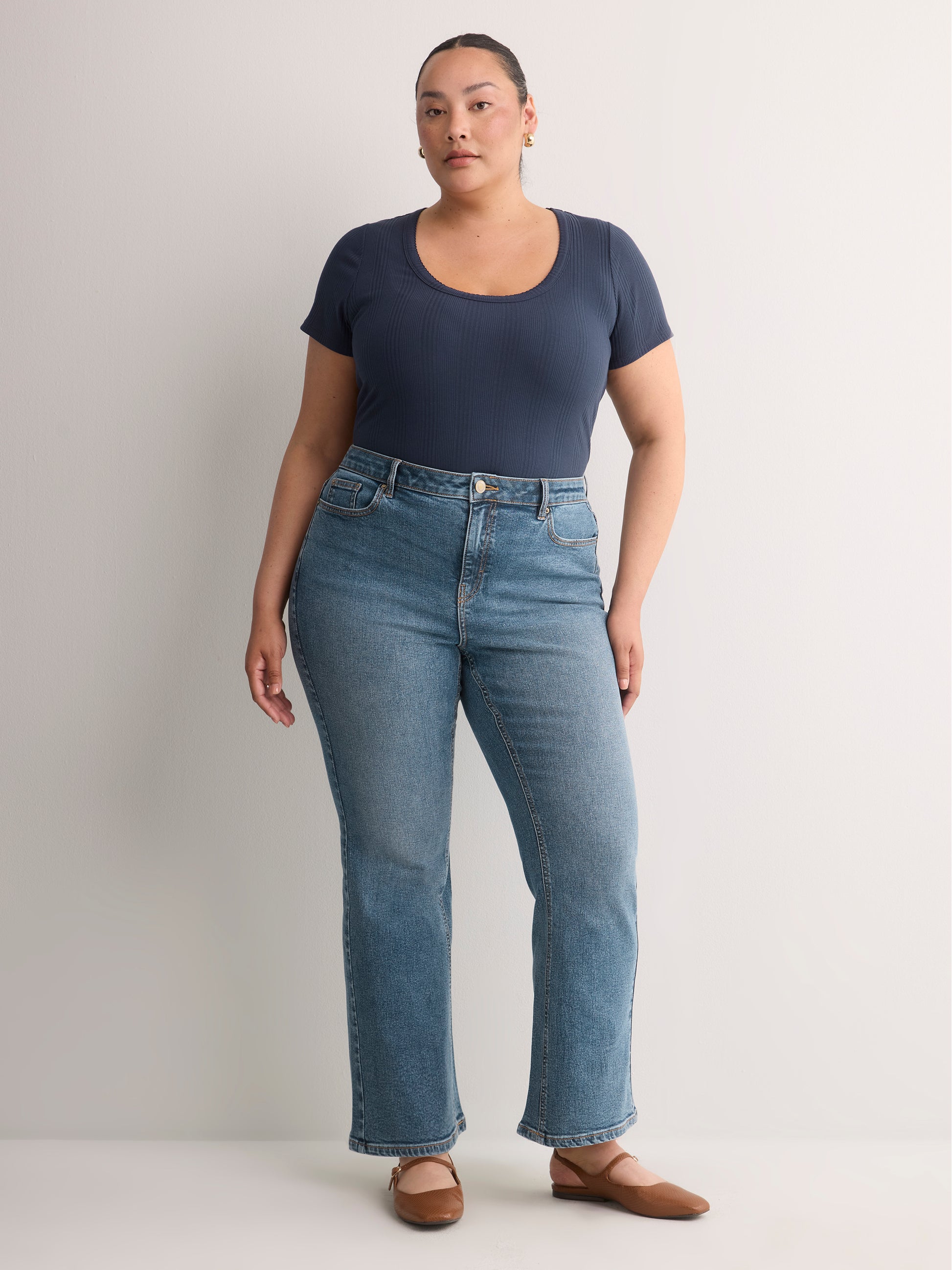 Ribbed Knit Fitted Short-Sleeve T-Shirt