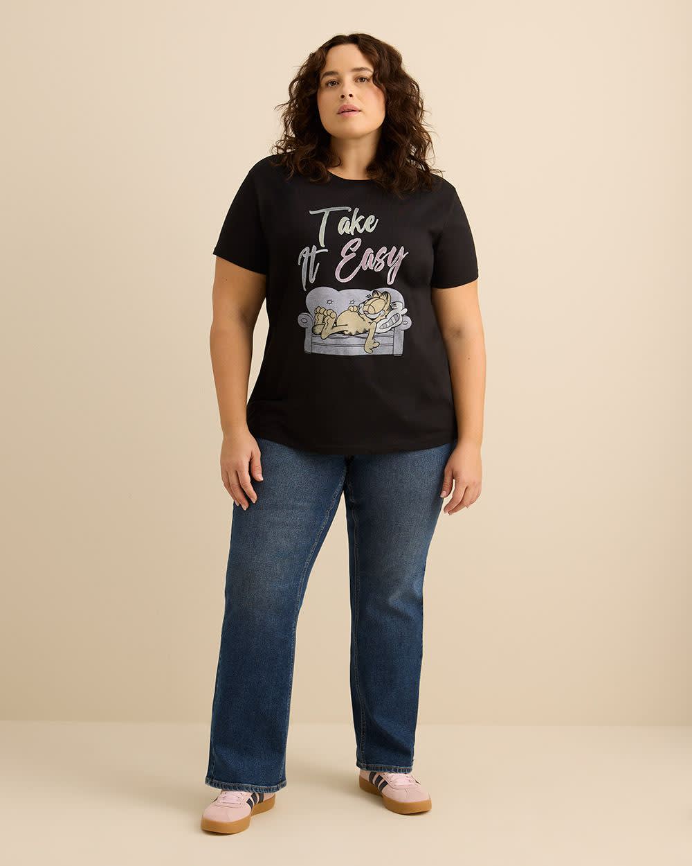 Black Short-Sleeve Crewneck Tee with Garfield Print