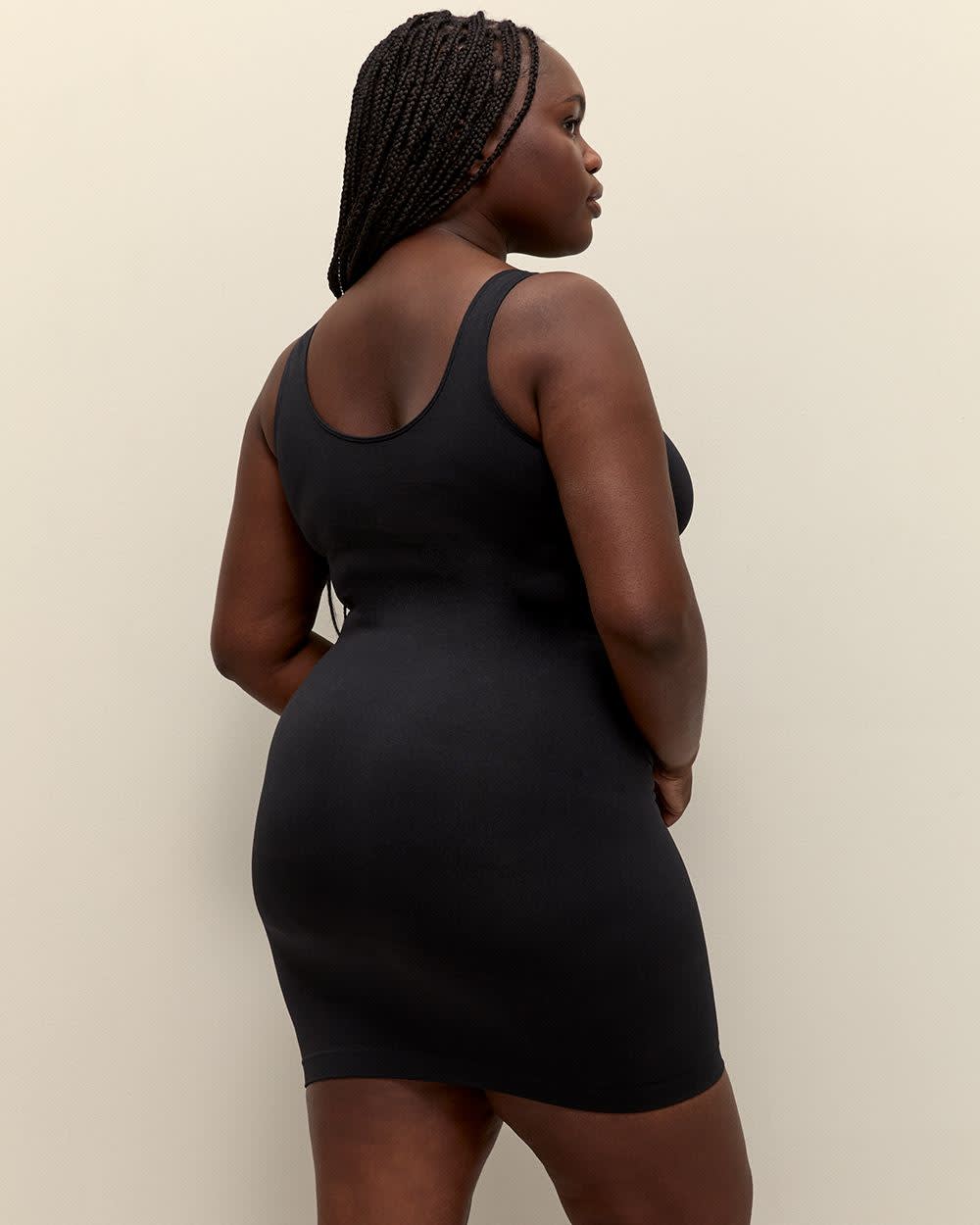 Robe sous-vêtement avec contrôle de silhouette intégré - tiVOGLIO