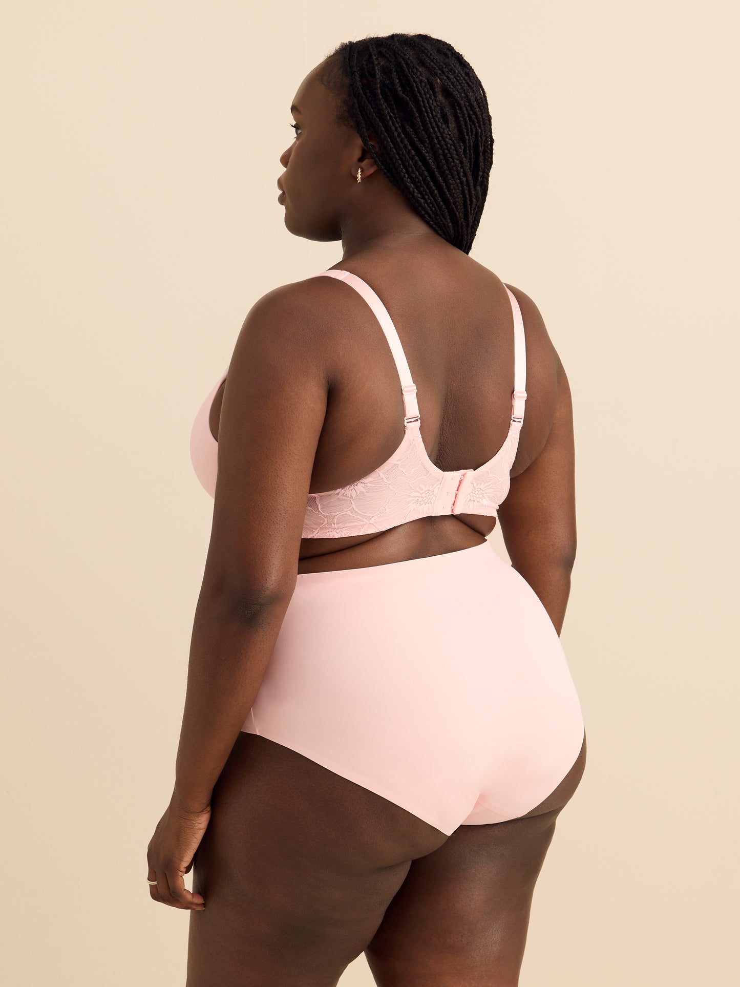 Padded T-Shirt Bra with Lace Trim - ti Voglio