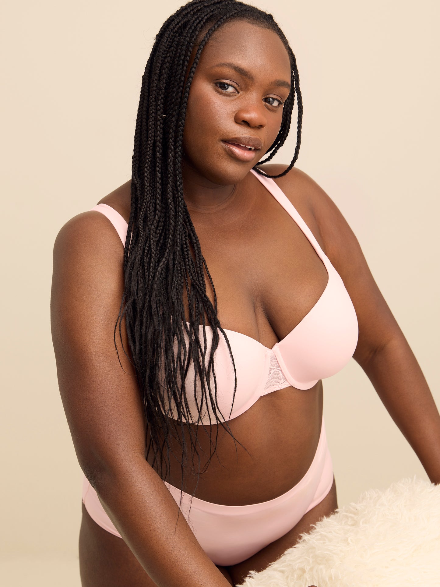 Padded T-Shirt Bra with Lace Trim - ti Voglio