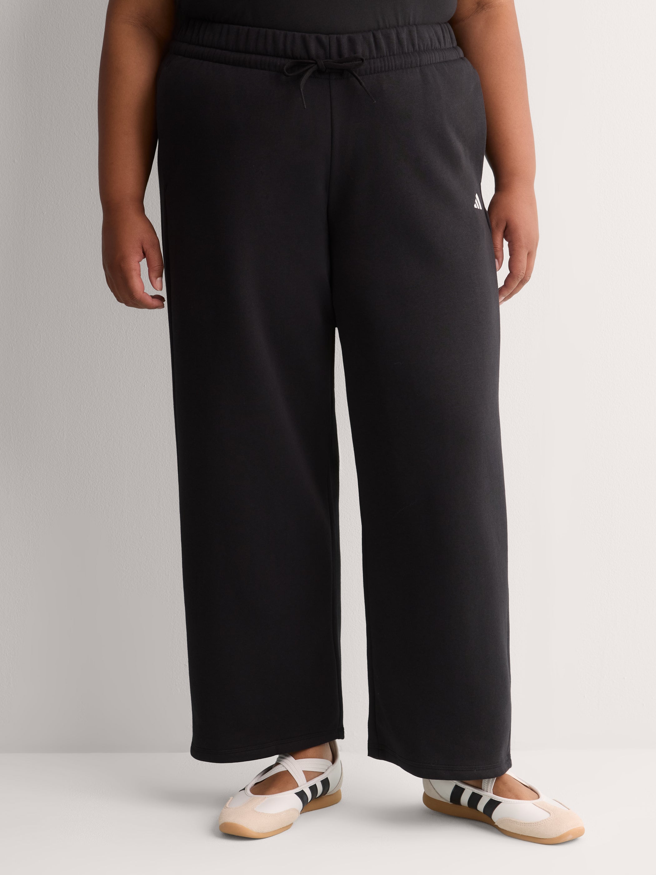 Black Essential Fleece Open-Hem Pant - adidas