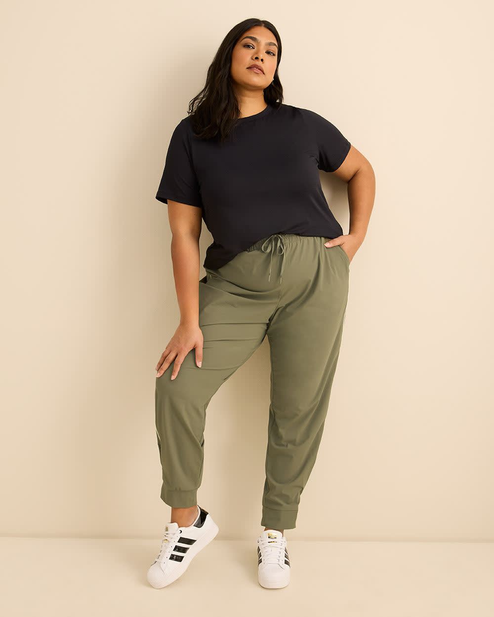 Crewneck T-Shirt with Side Slits - Active Zone