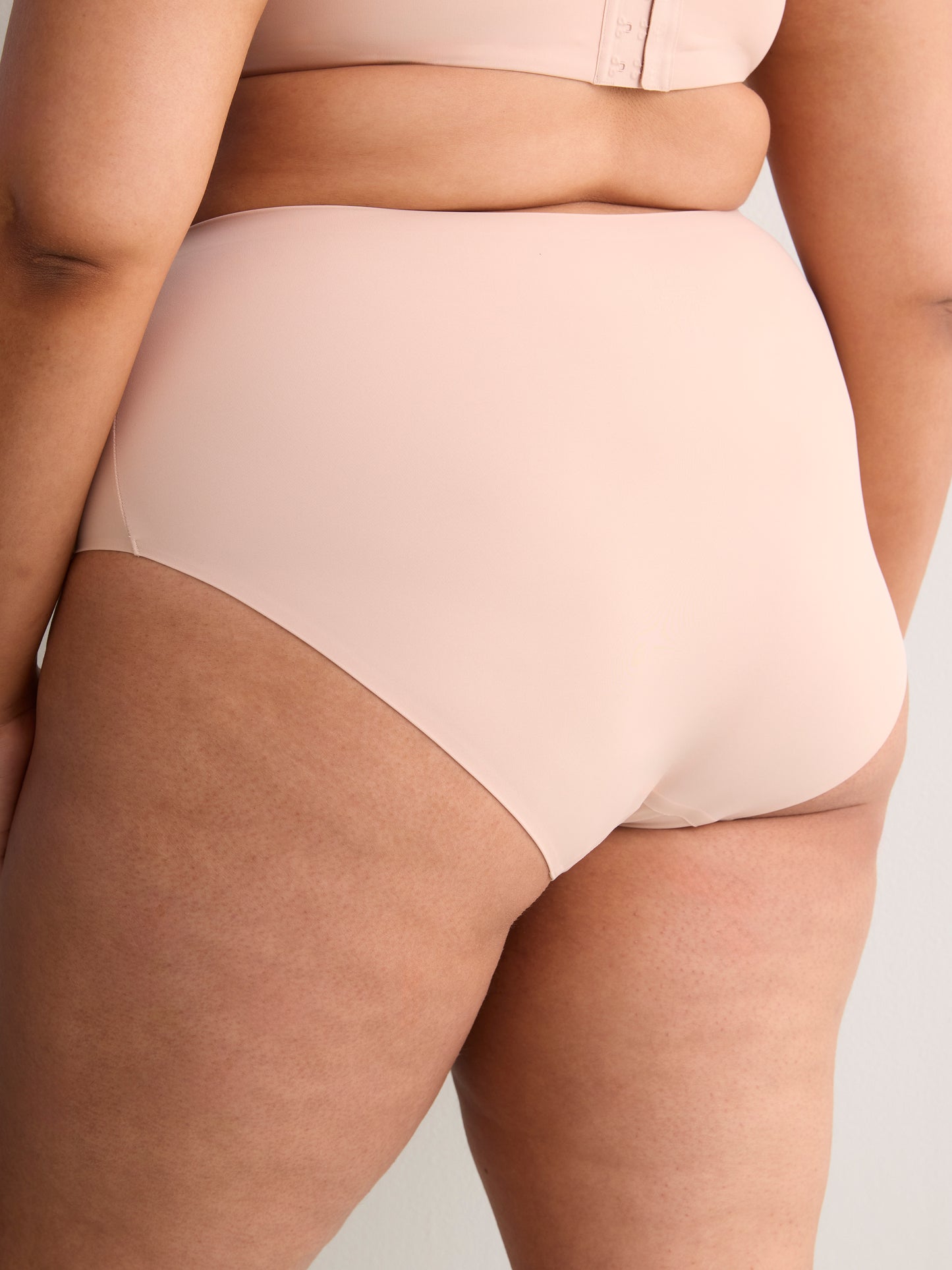 Second Skin Essential No Show Solid Brief - ti Voglio
