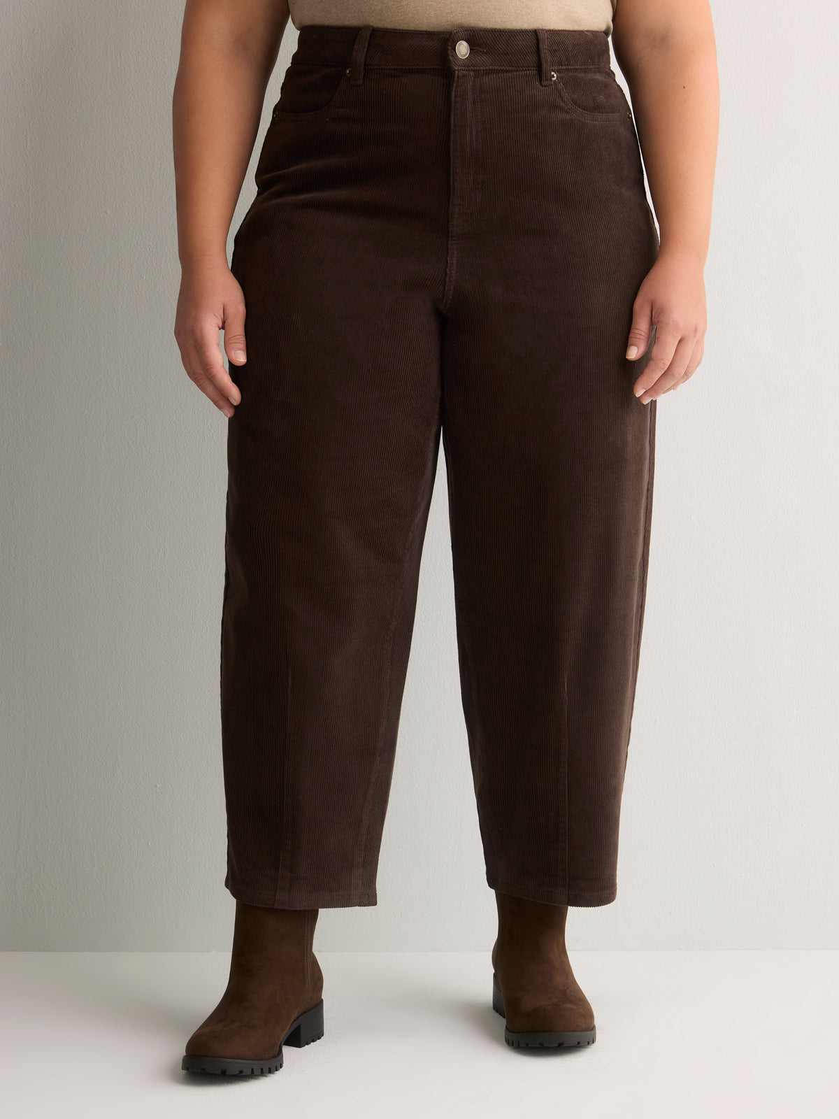 Curvy-Fit Barrel-Leg Corduroy Pant