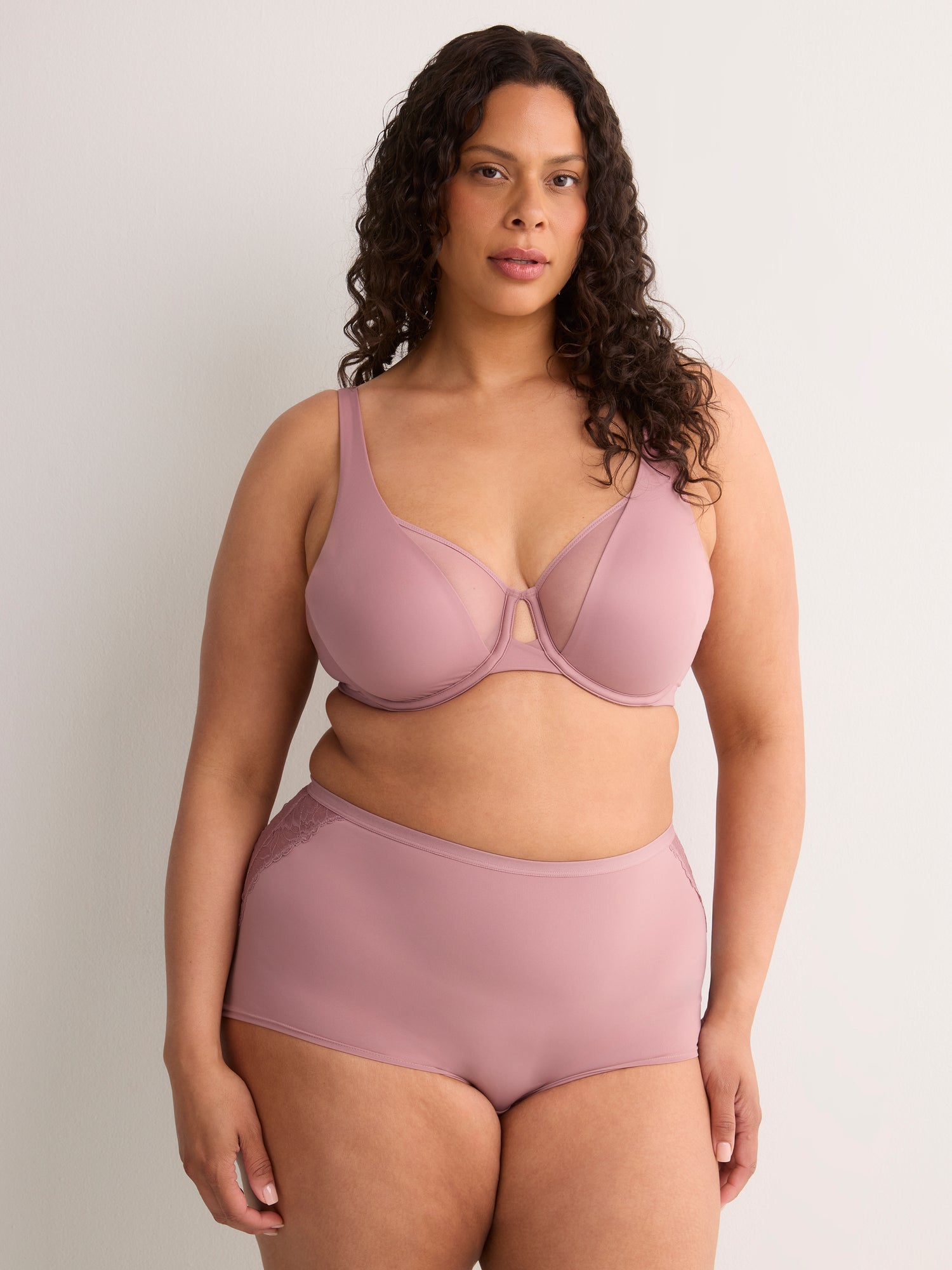 Rose Unlined Underwire Bra with Mesh - Déesse Collection