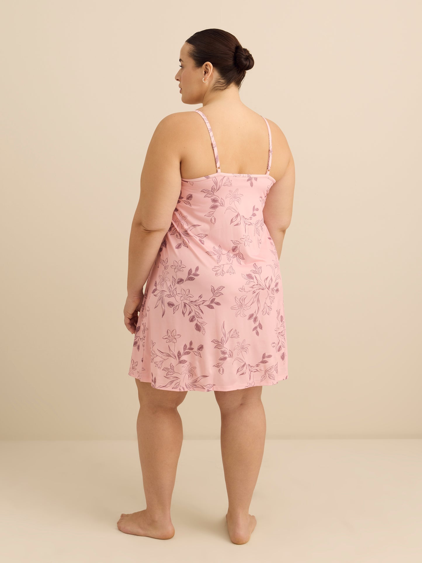 Floral Pink Sleeveless Satin Nightgown with Lace - Déesse Collection