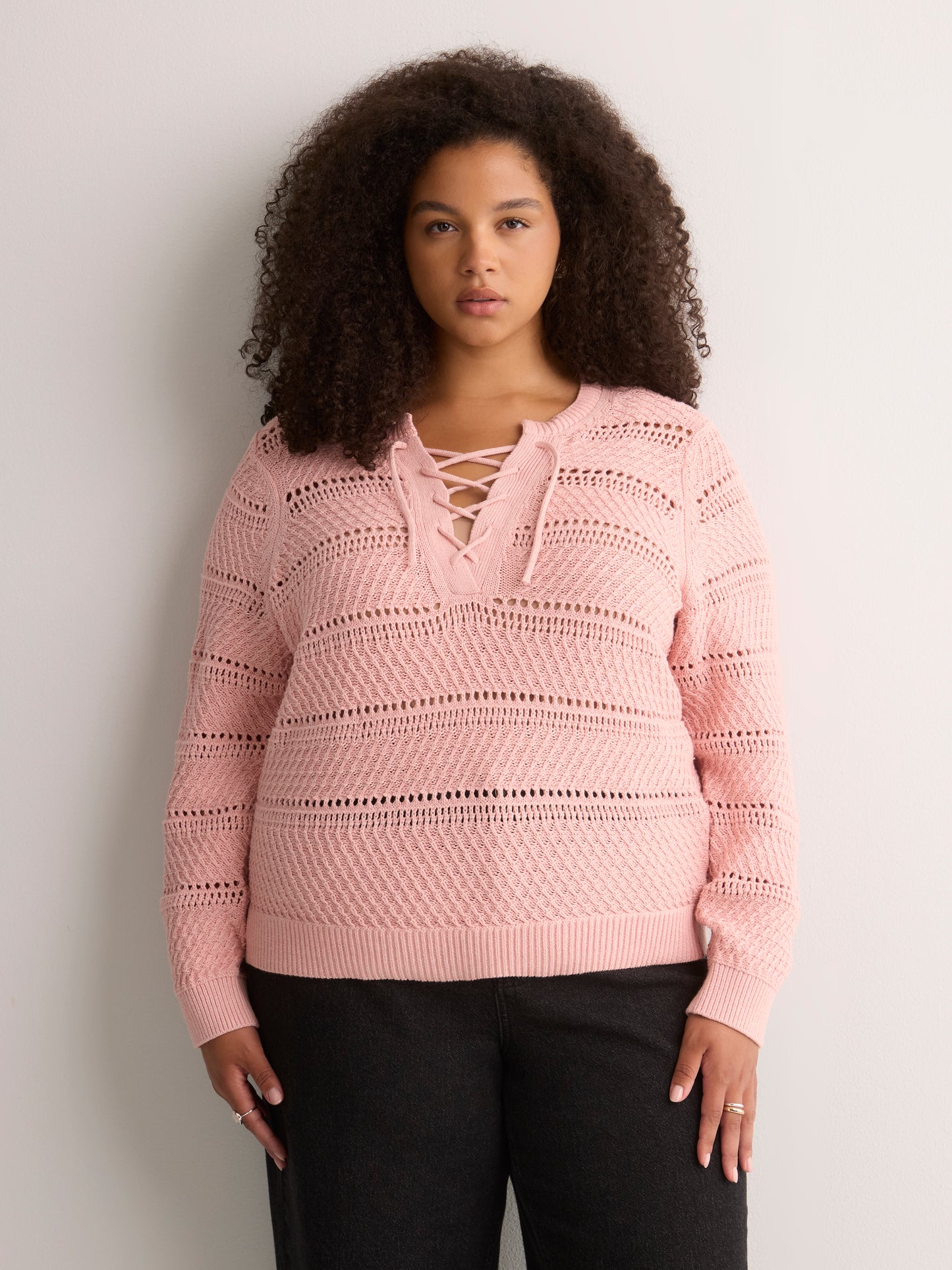 Straight Lace-Up Crew Neck Combed Knit Sweater