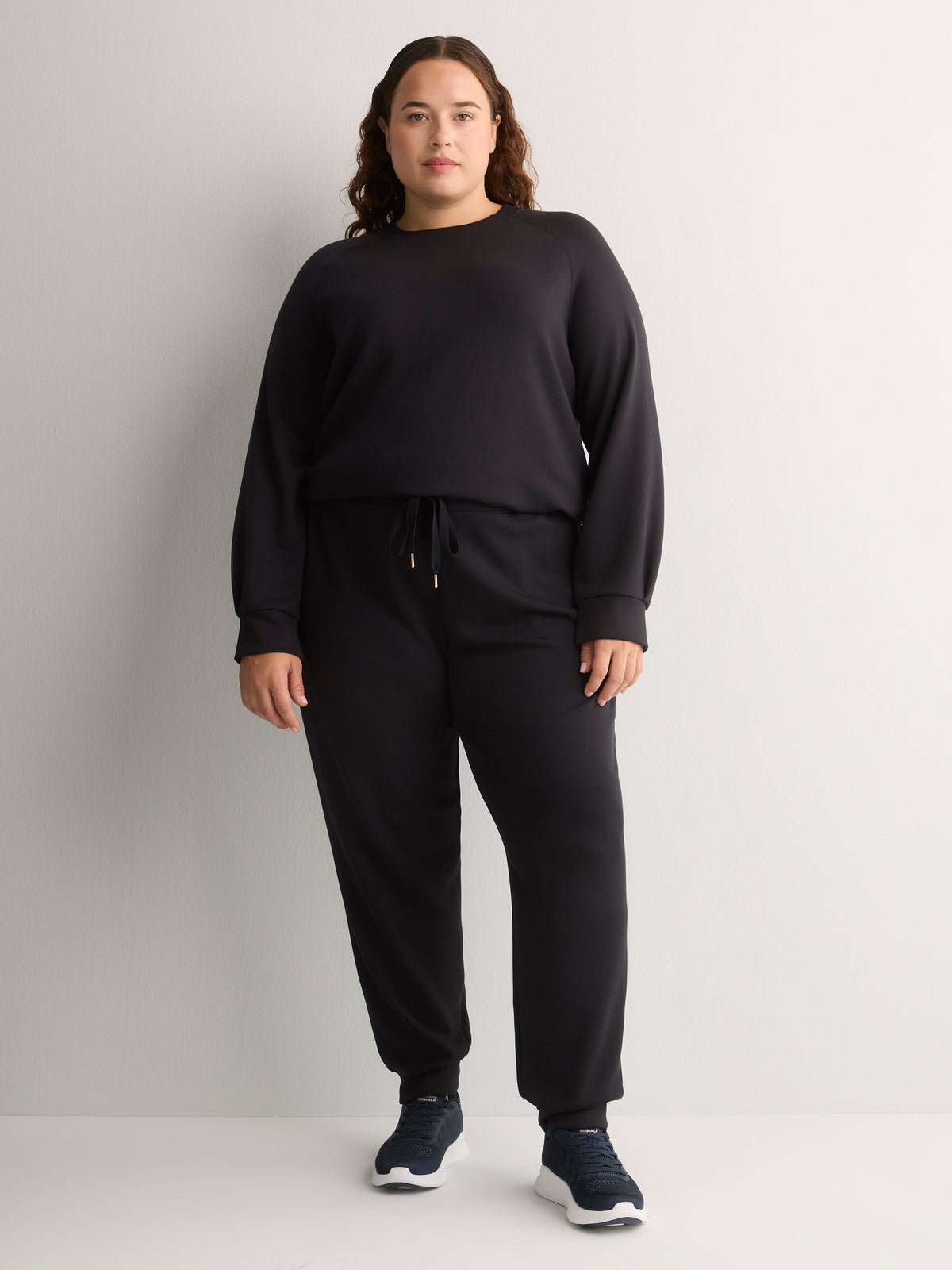 Skechluxe Elevate Mid-Rise Jogger Pant - Skechers