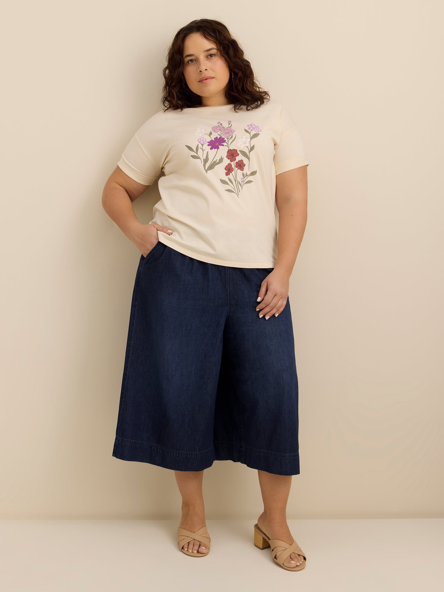 Boxy Short-Sleeve Crew-Neck T-Shirt