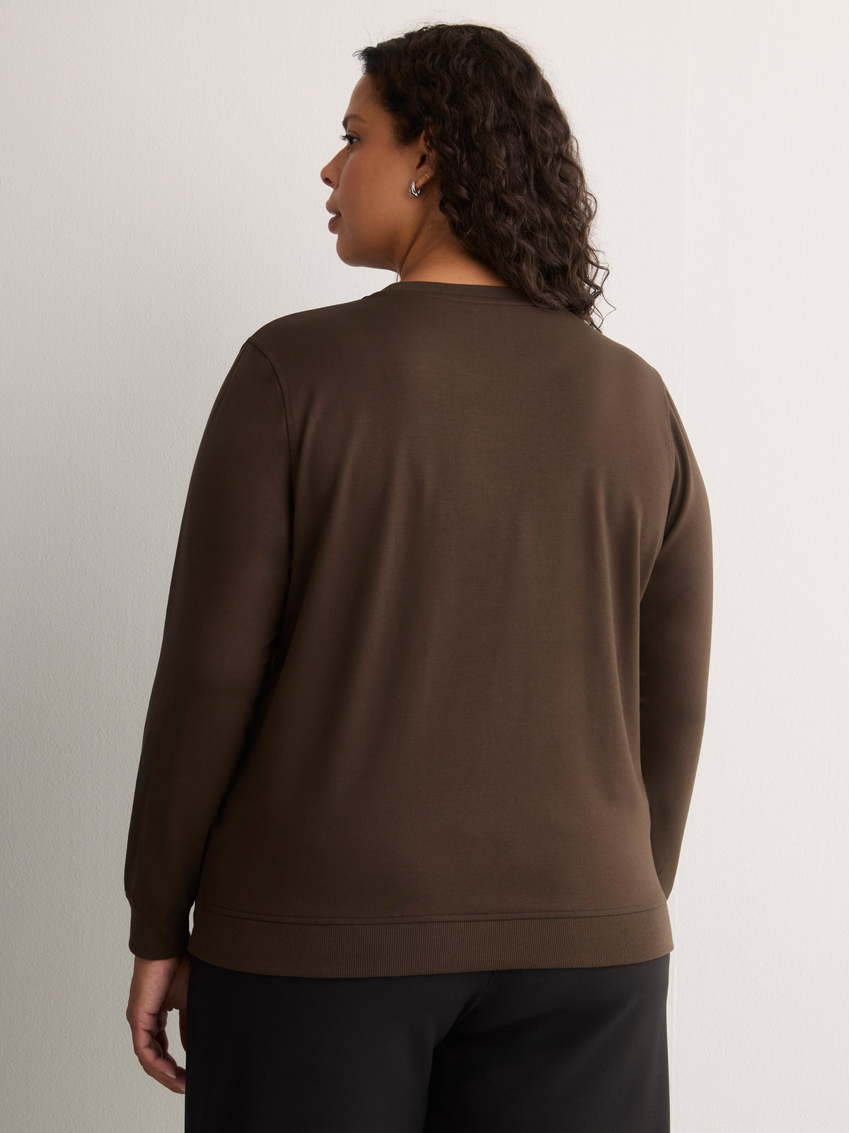 Boyfriend-Fit Long-Sleeve Crew-Neck Sweatshirt