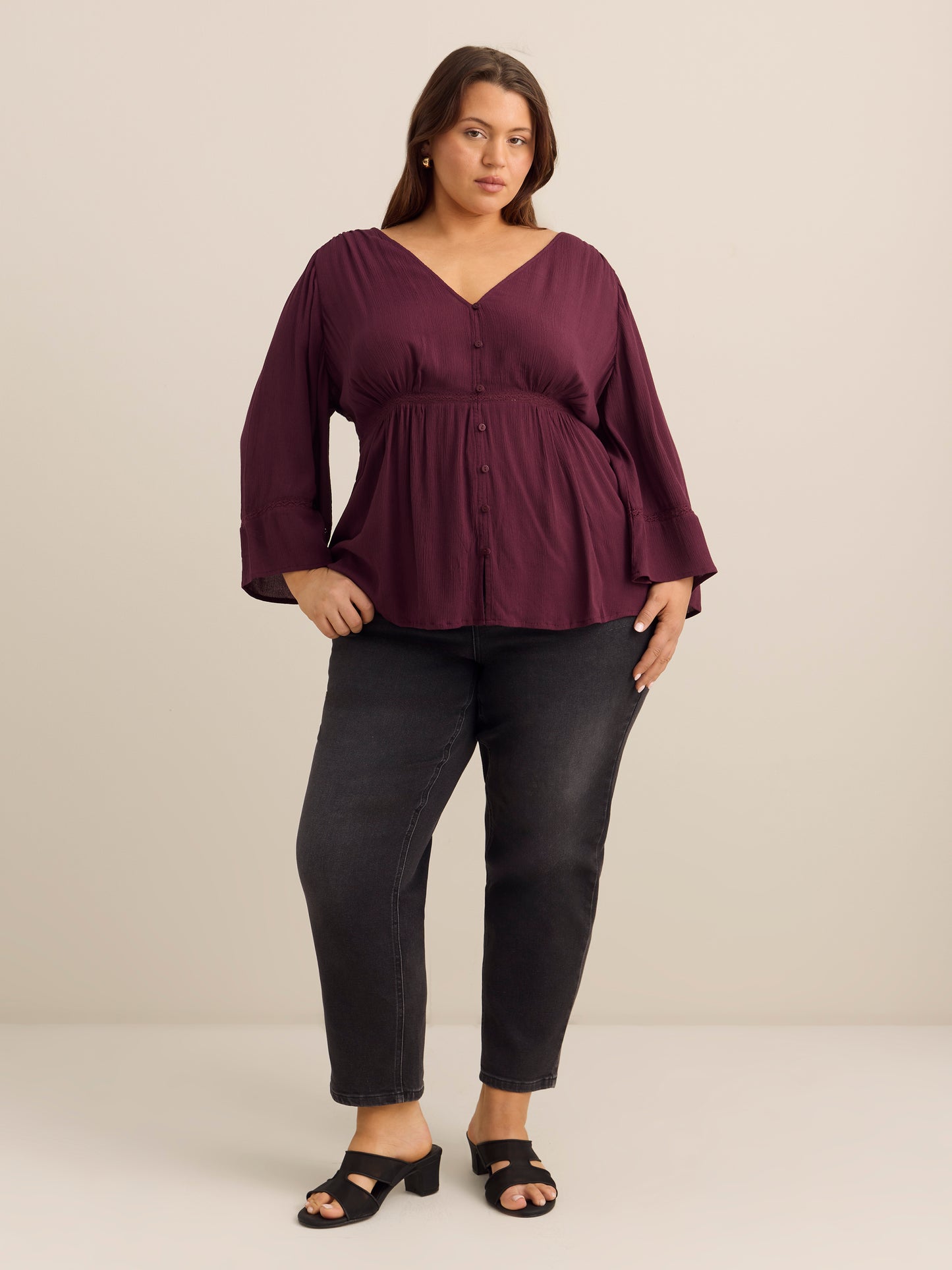 Blouse à col en V et manches amples avec ruban décoratif - Addition Elle