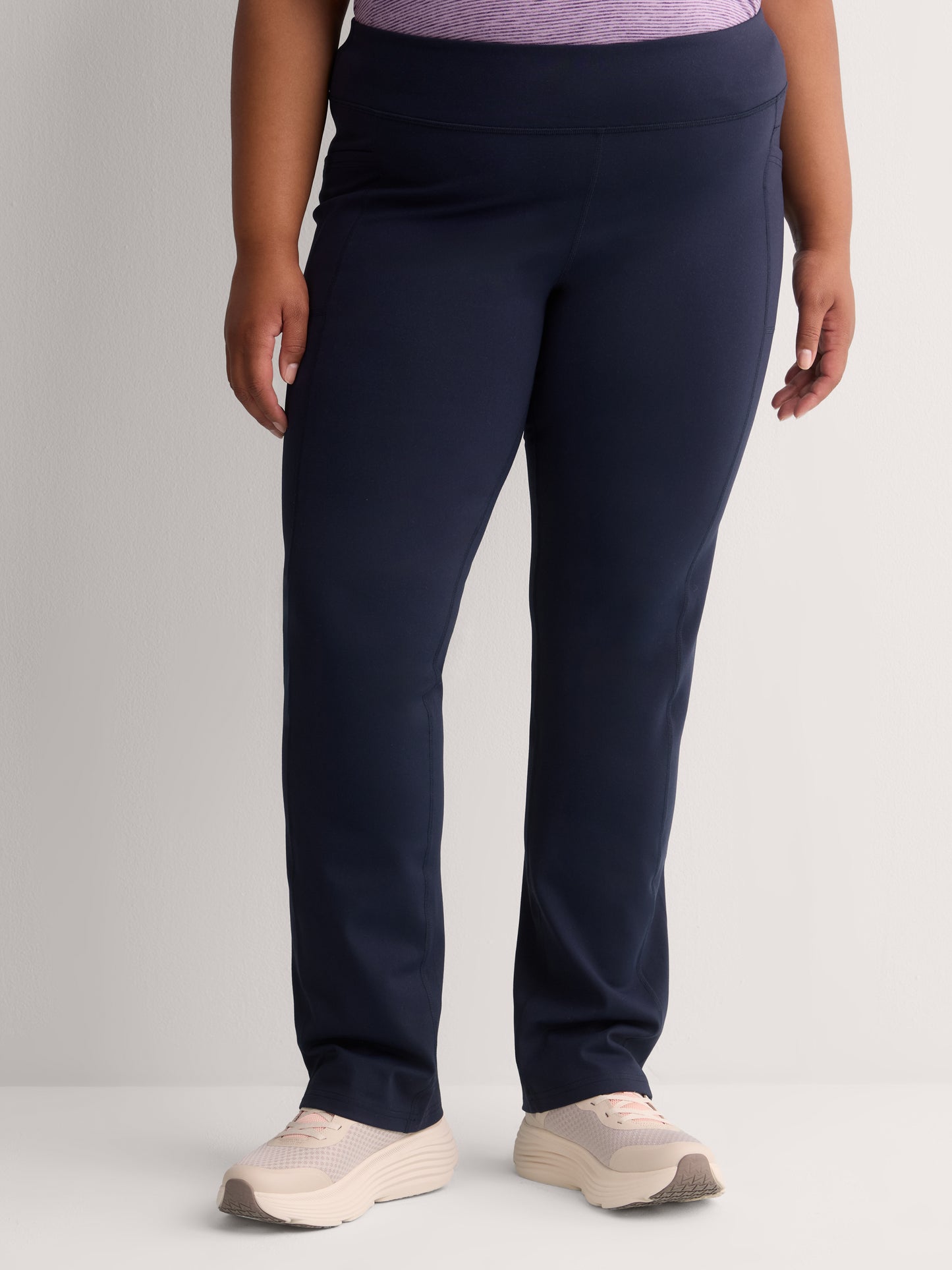 Go Walk Black Ultra Stretch Bootcut Active Pant - Skechers