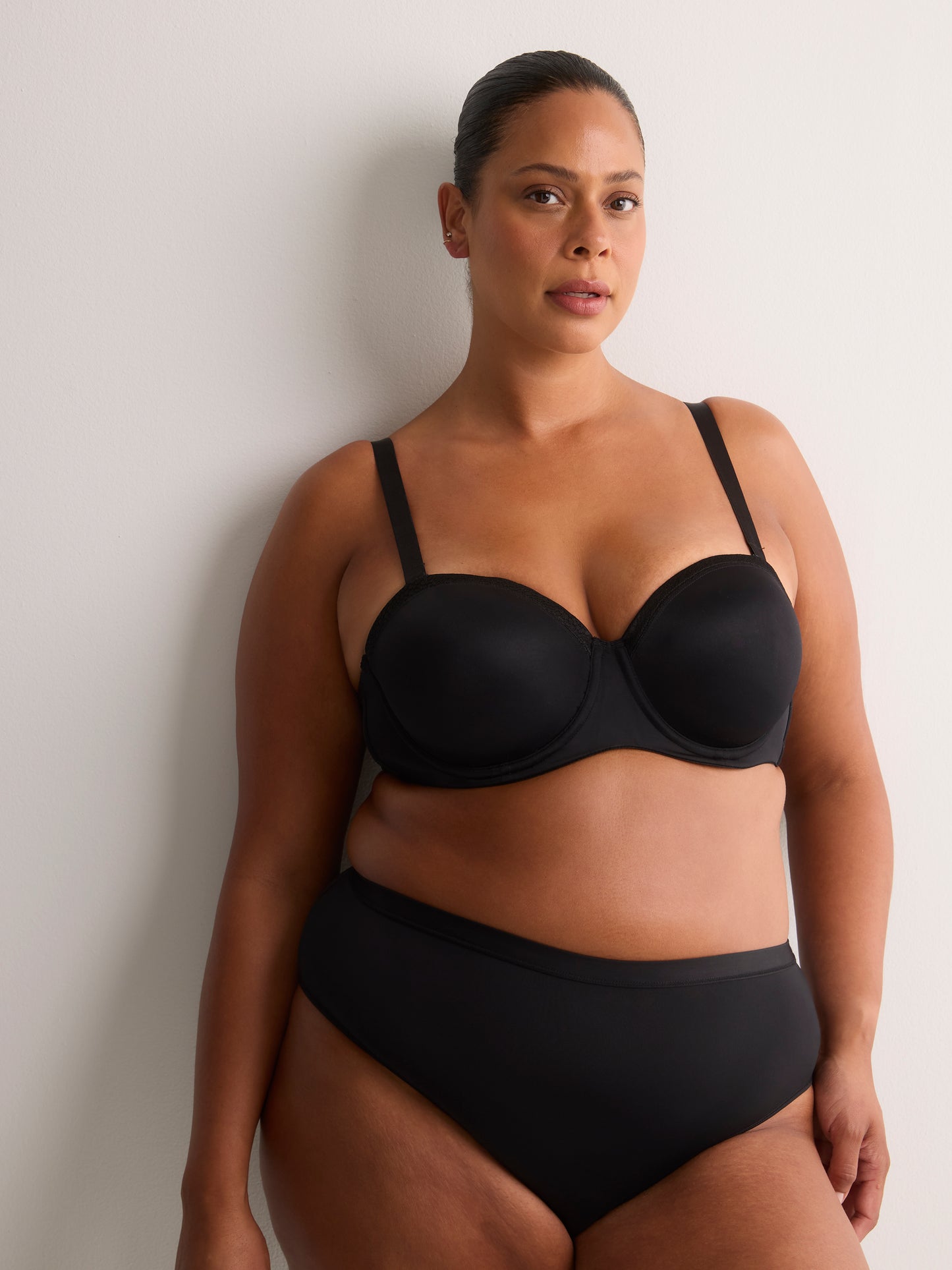 Strapless/Multiway Microfibre Bra - Déesse Collection