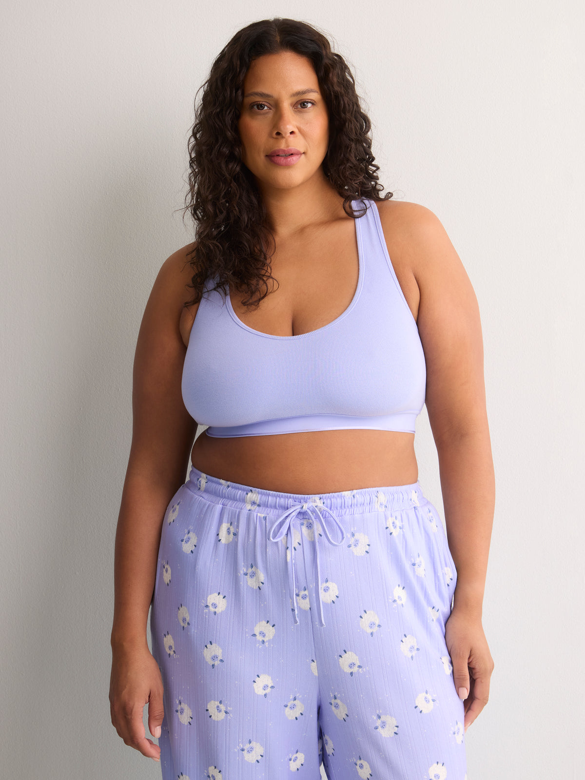 Ribbed Knit Bralette with V-Neck - ti Voglio