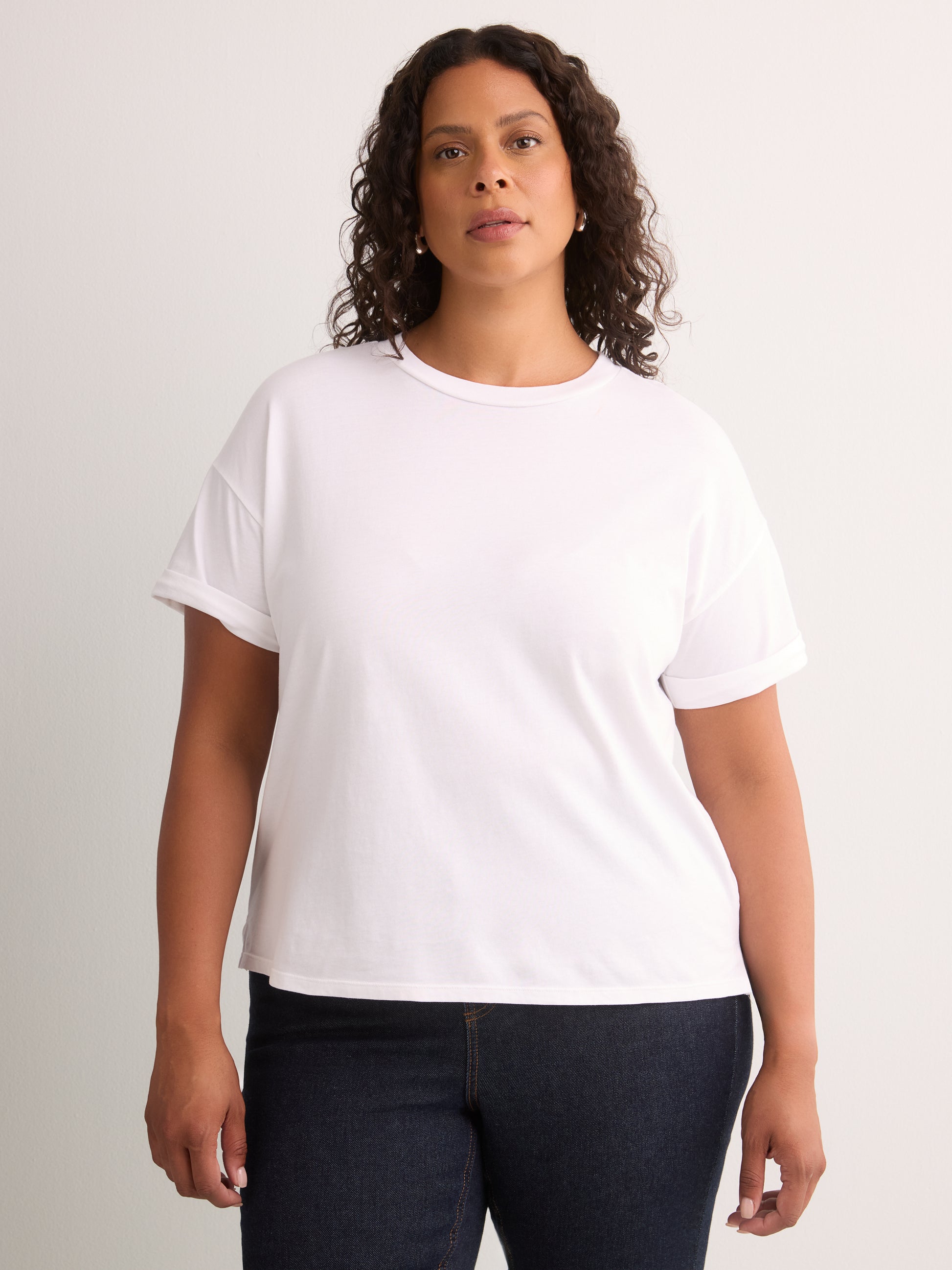 Boxy Short-Sleeve Cotton T-Shirt - PENN. Essentials