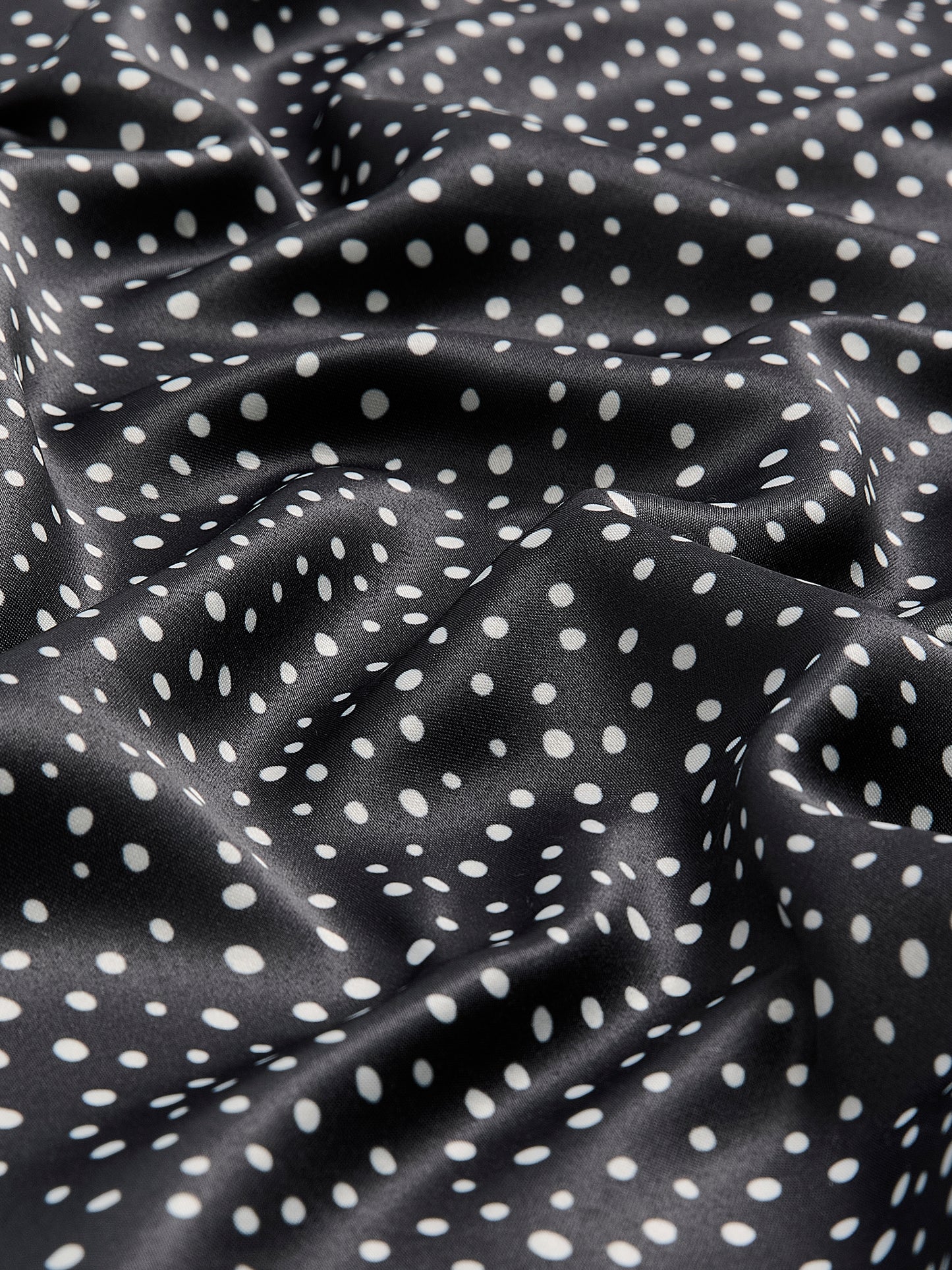 Silk-Like Neck Scarf with Print