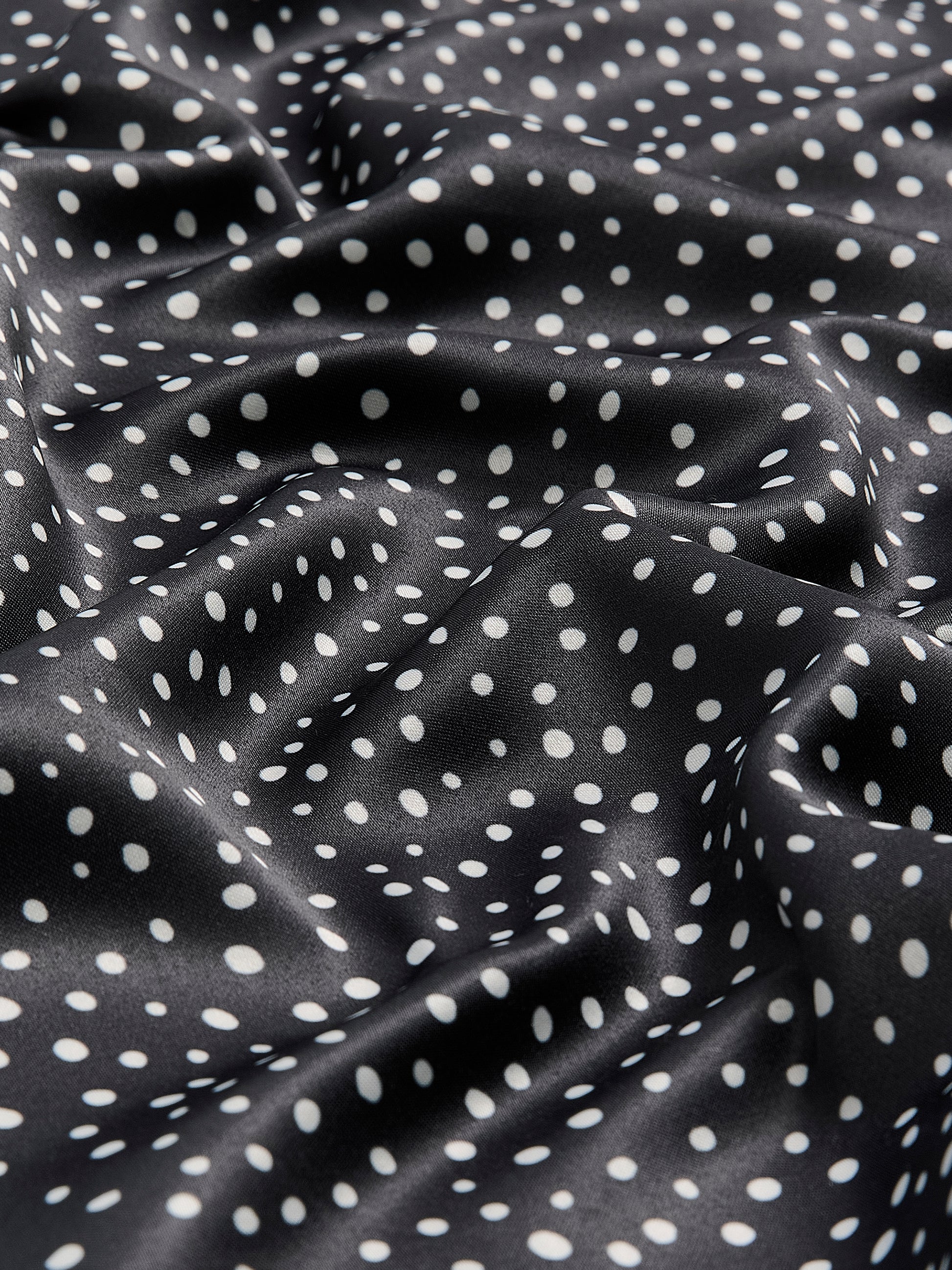 Silk-Like Neck Scarf with Print