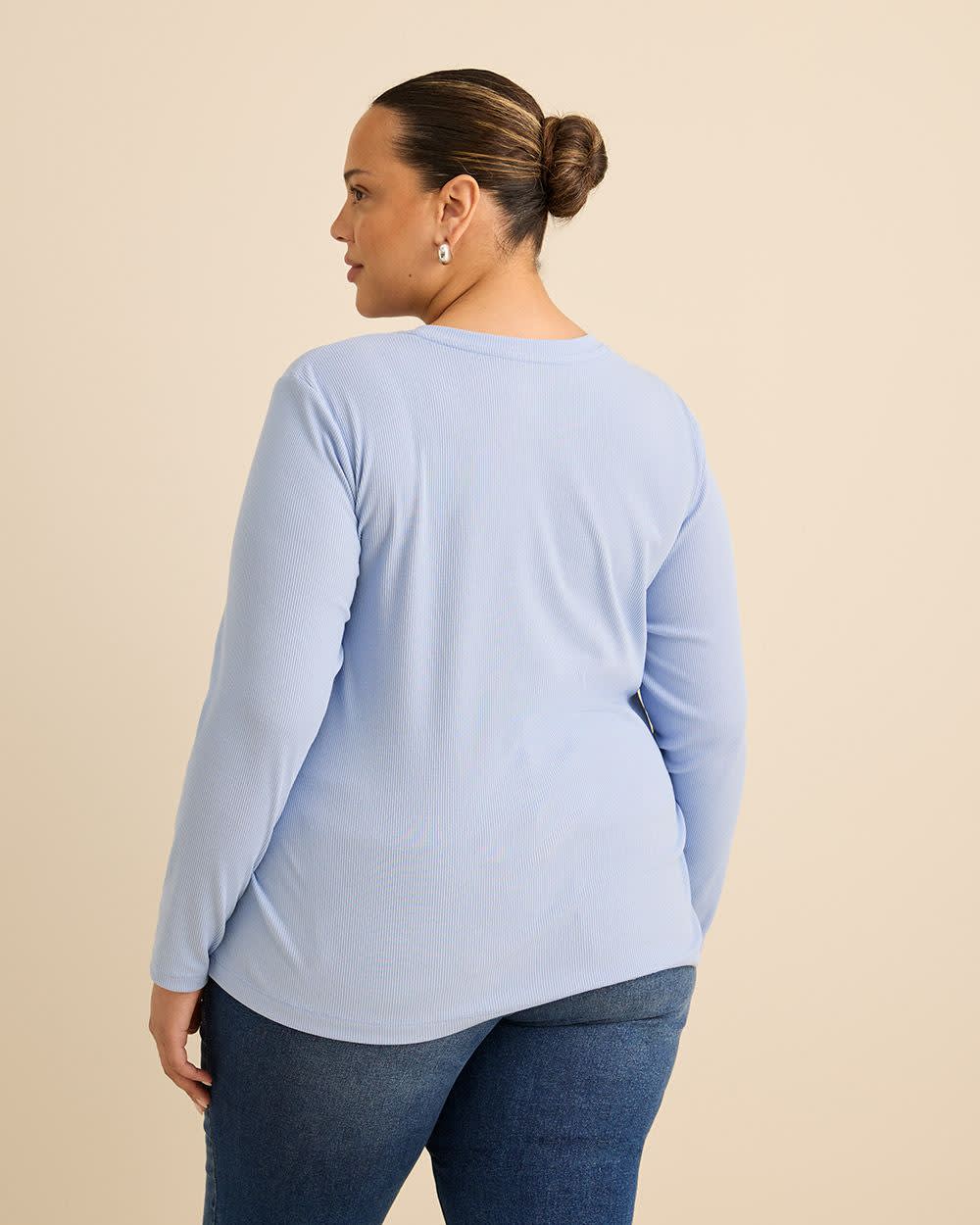 Boyfriend-Fit Ribbed Knit Tee - PENN. Essentials