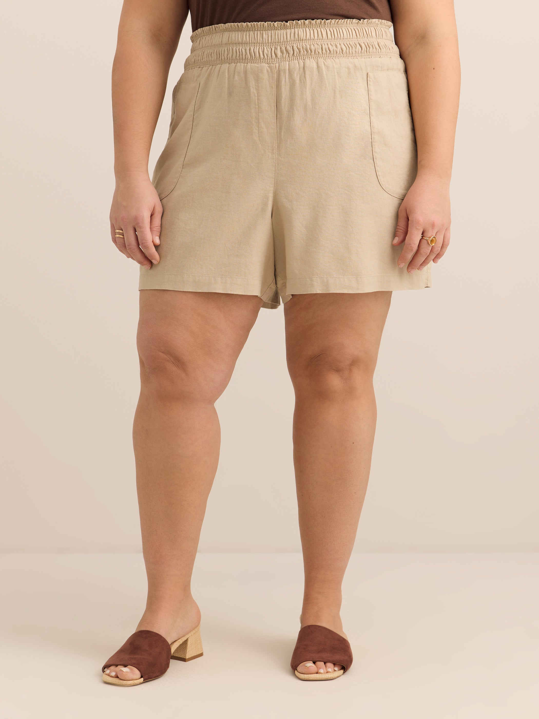 Linen Blend Pull-On Short