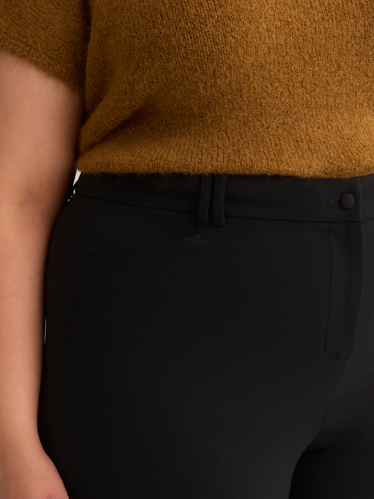 Black Straight-Leg City Pant