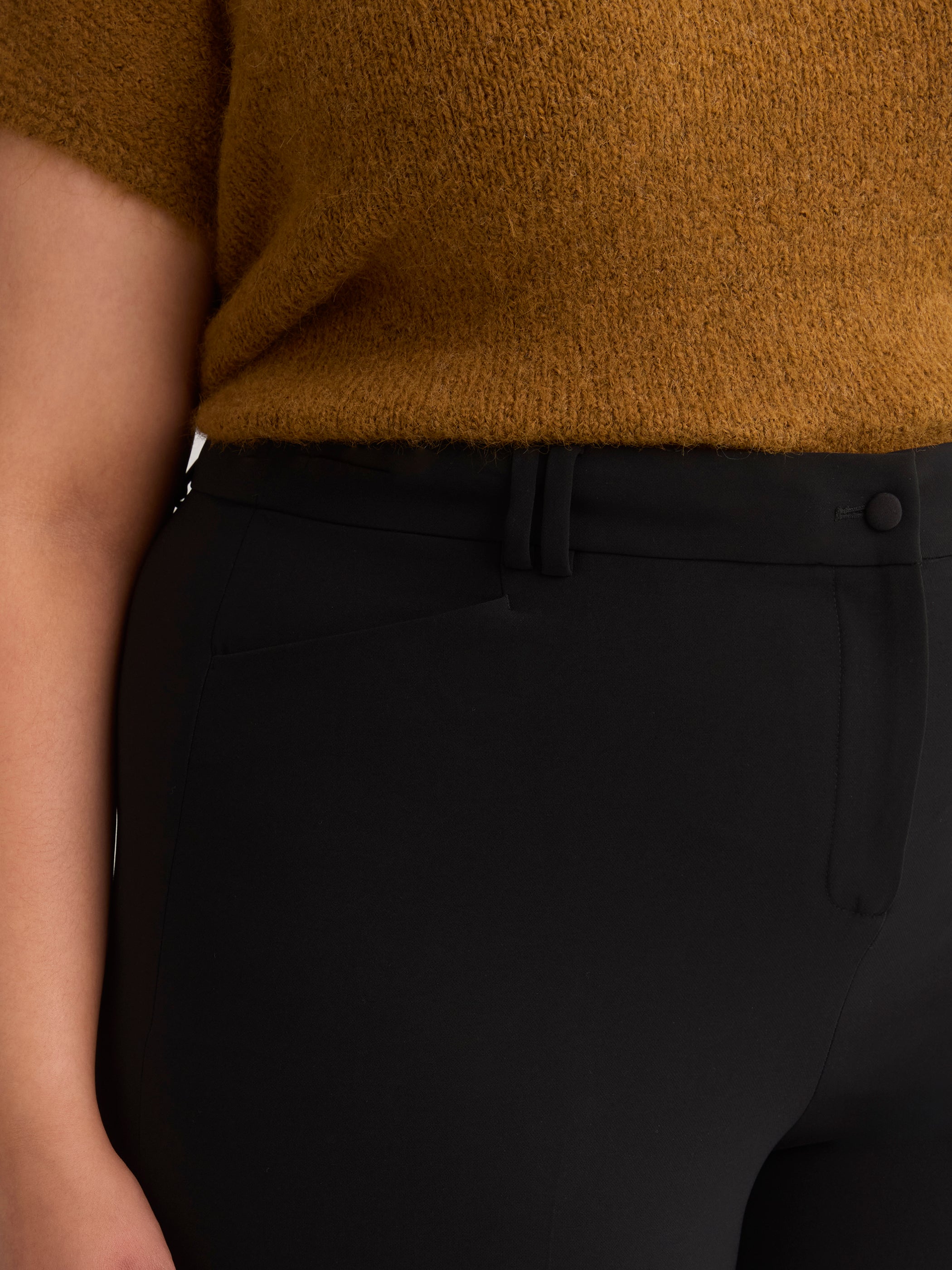 Black Straight-Leg City Pant