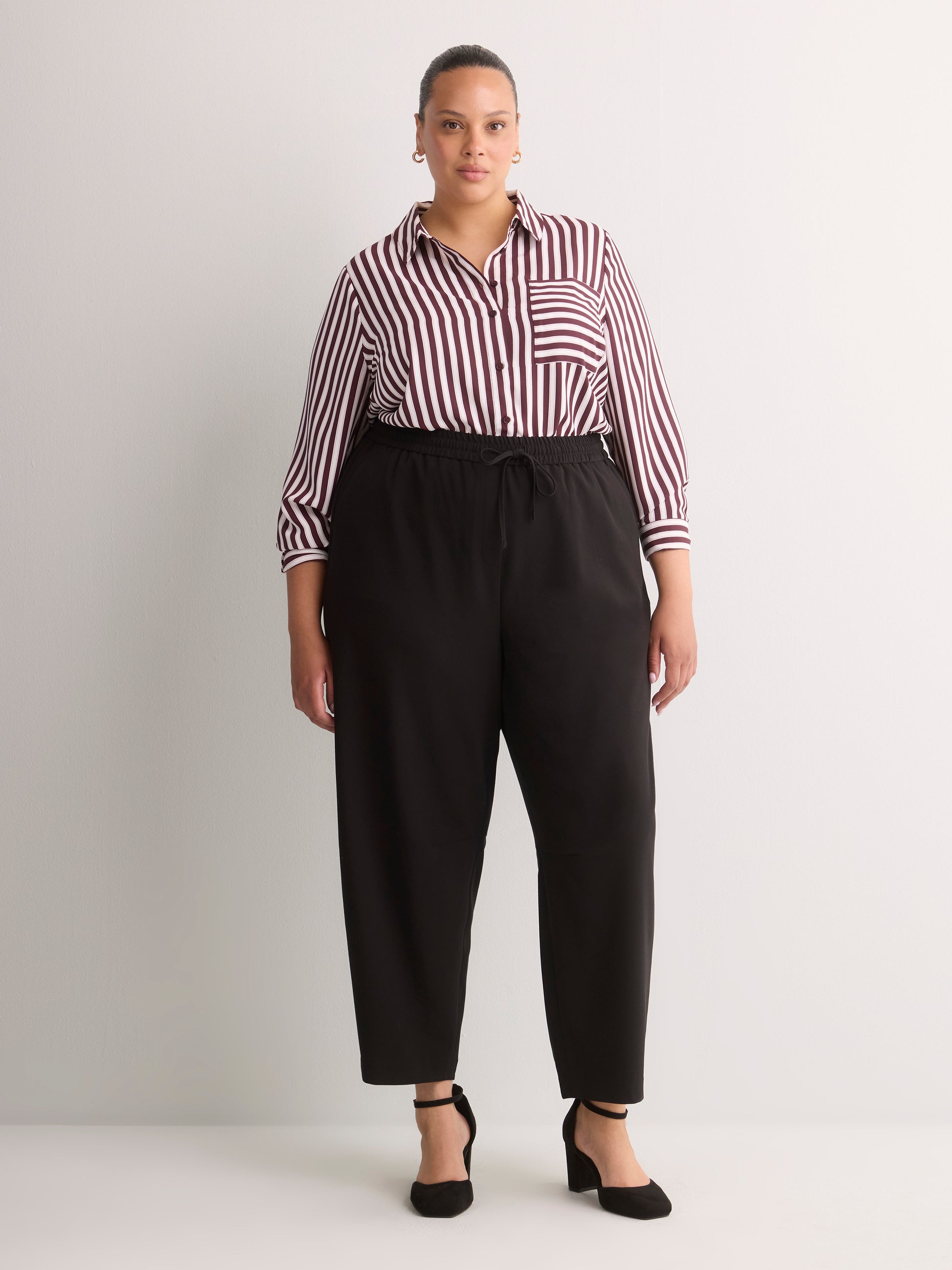 Black Workleisure Barrel-Leg Pull-On Pant
