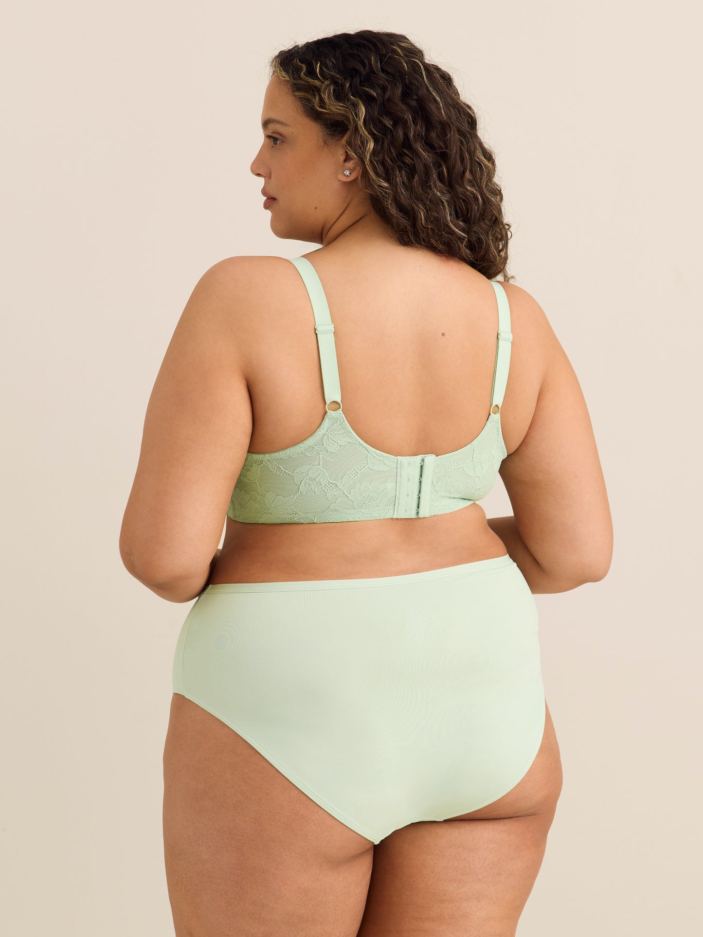 Aqua Underwire Lace Balconette Padded Bra - Déesse Collection