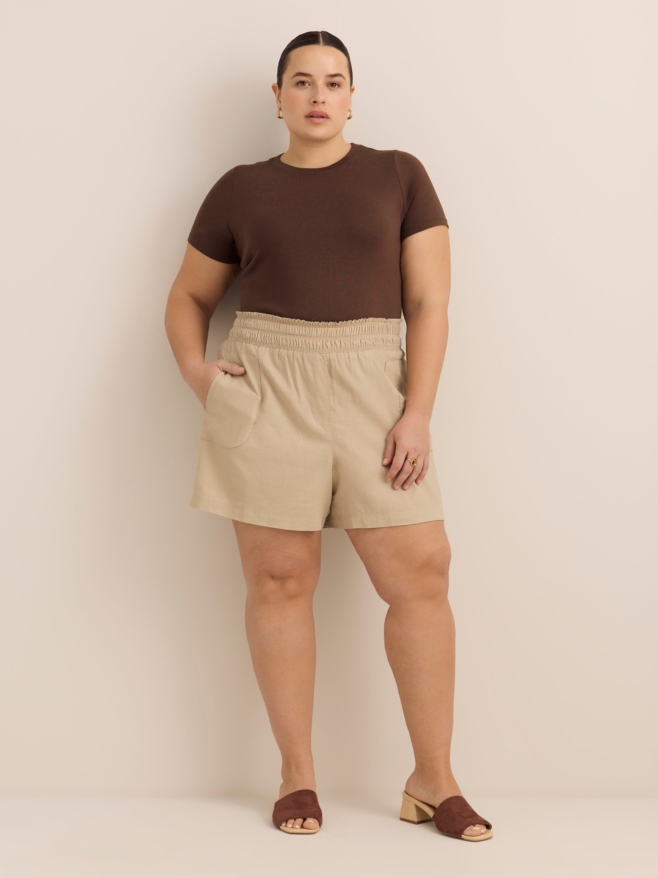 Linen Blend Pull-On Short
