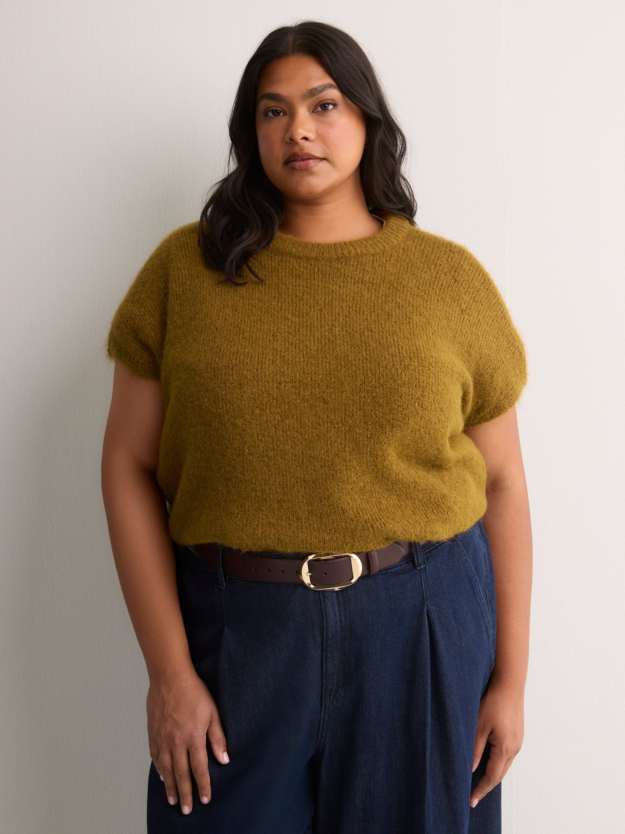 Loose Extended-Sleeve Fuzzy Yarn Short Sweater