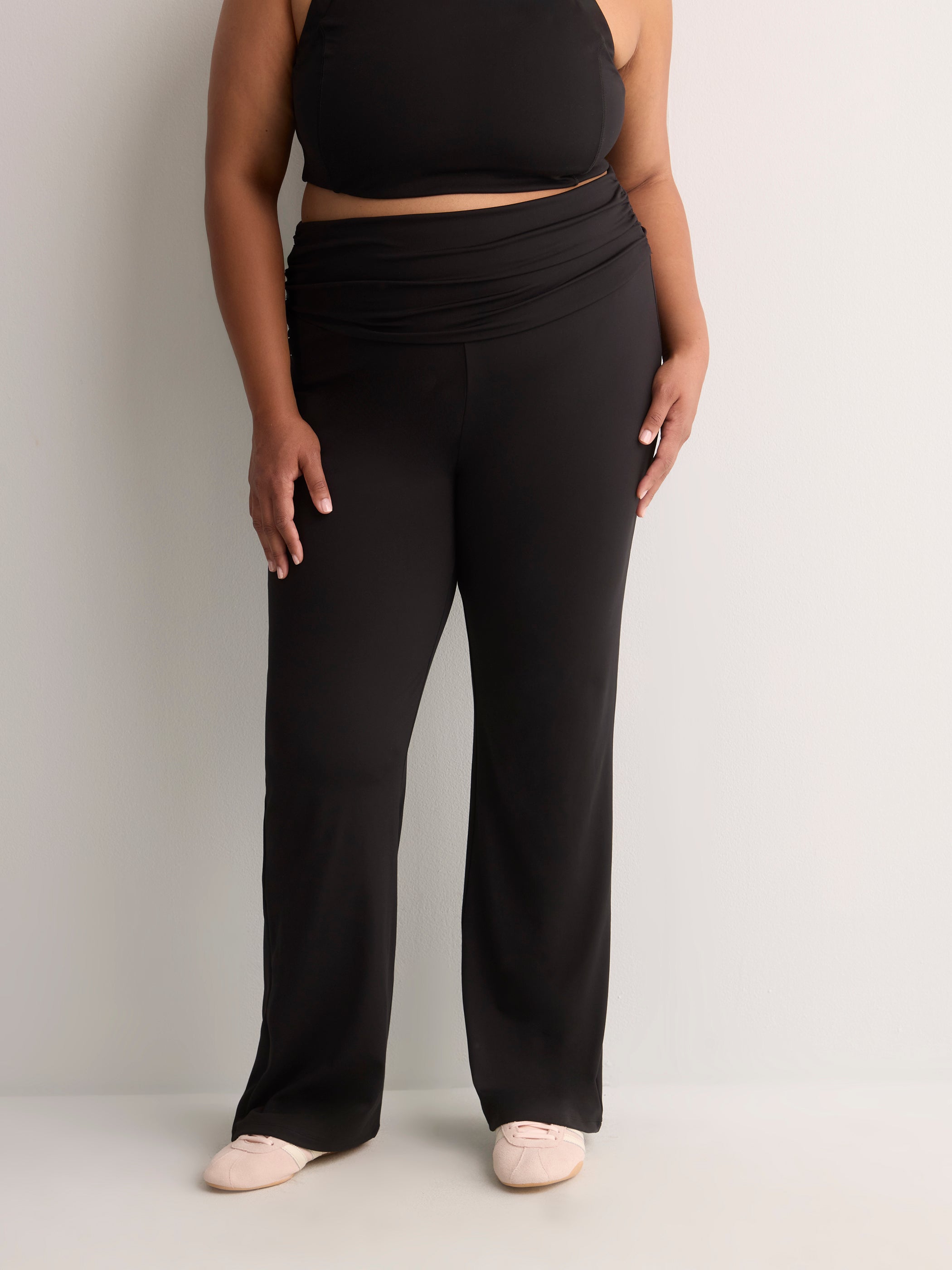 Responsible, Petite, Yoga Legging with Shirring Waistband - Active Zone