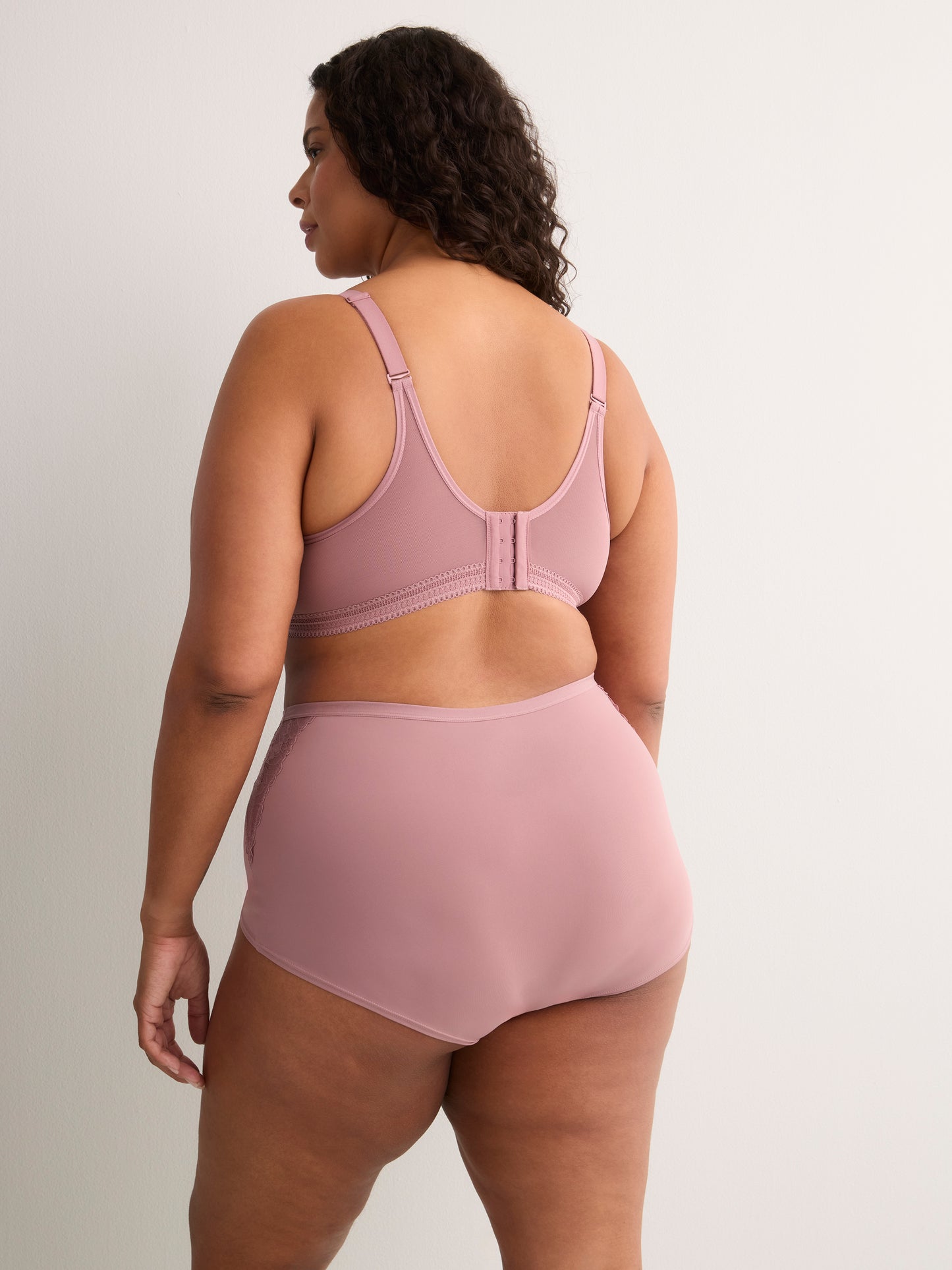 Lace Knit Bralette - tiVOGLIO