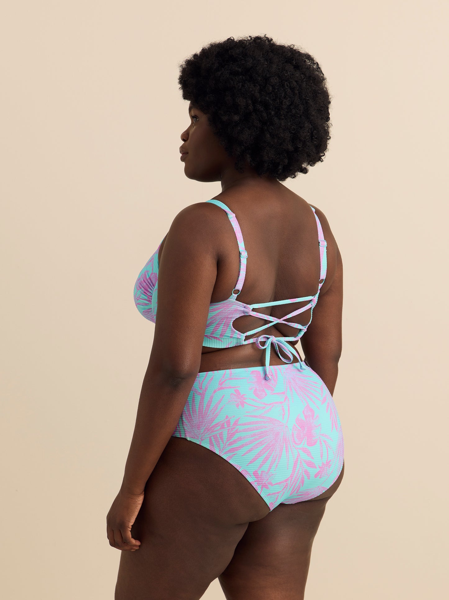 Tropical Amore Scoop Bikini Top - Body Glove