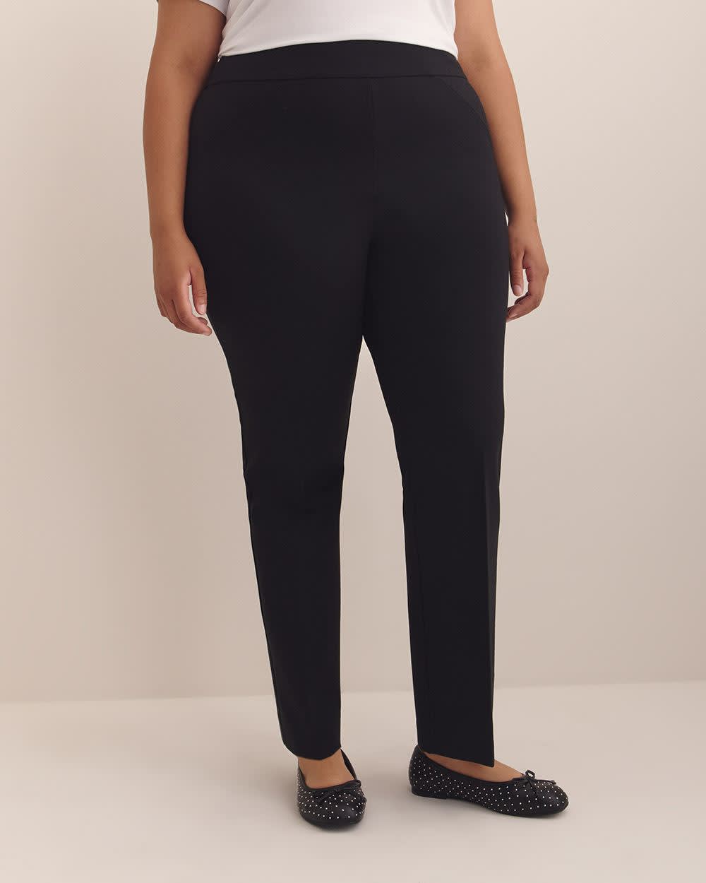 Pantalon amincissant noir à  jambe droite en pointe de Rome, petite