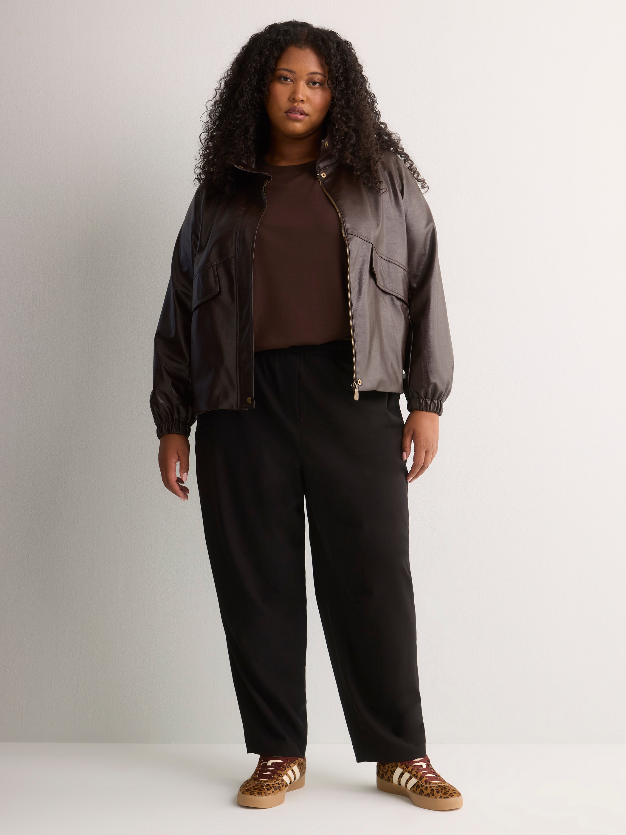 Black Workleisure Barrel-Leg Pull-On Pant
