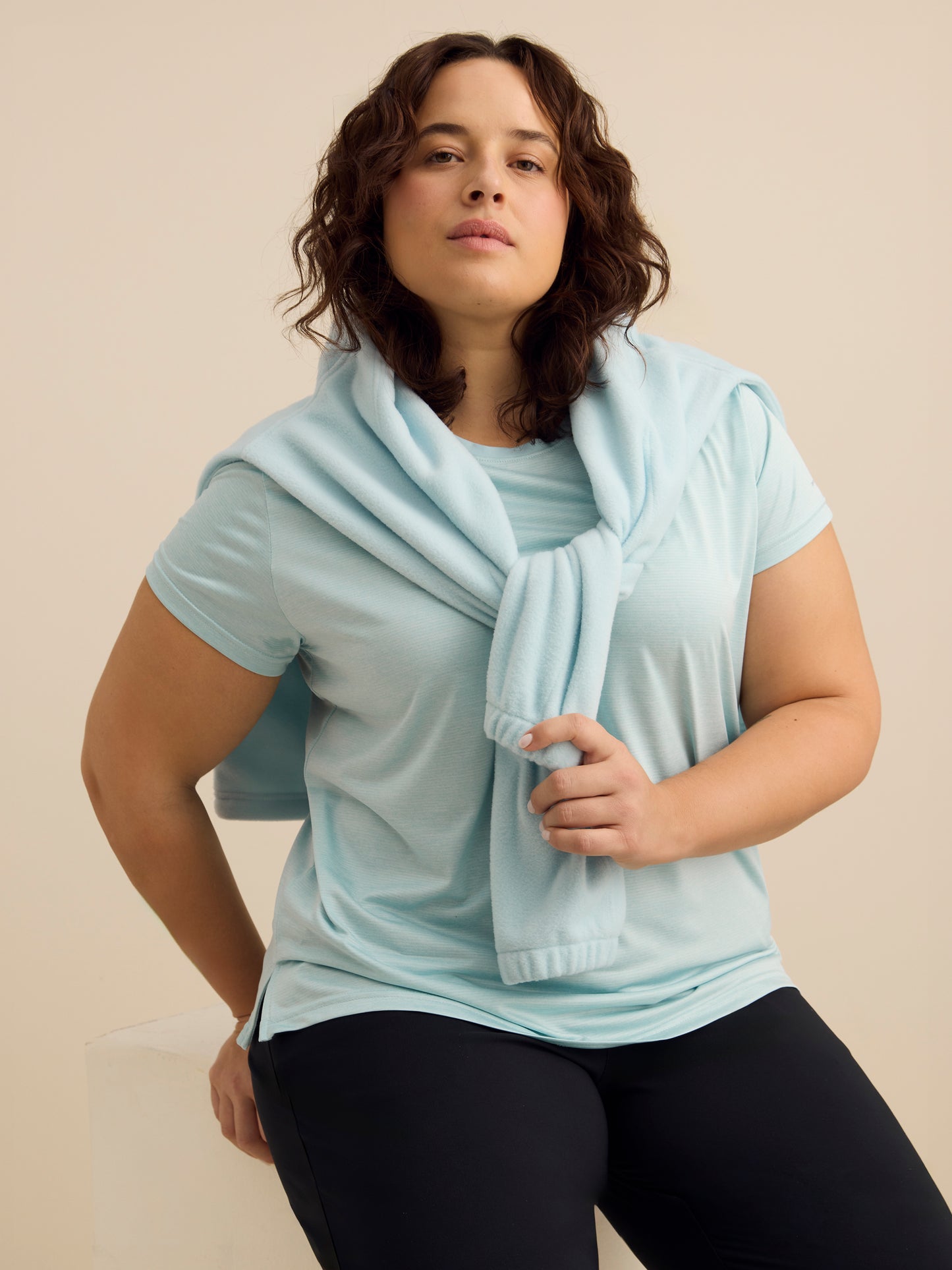 Bluevista Hill Crewneck Tee - Columbia