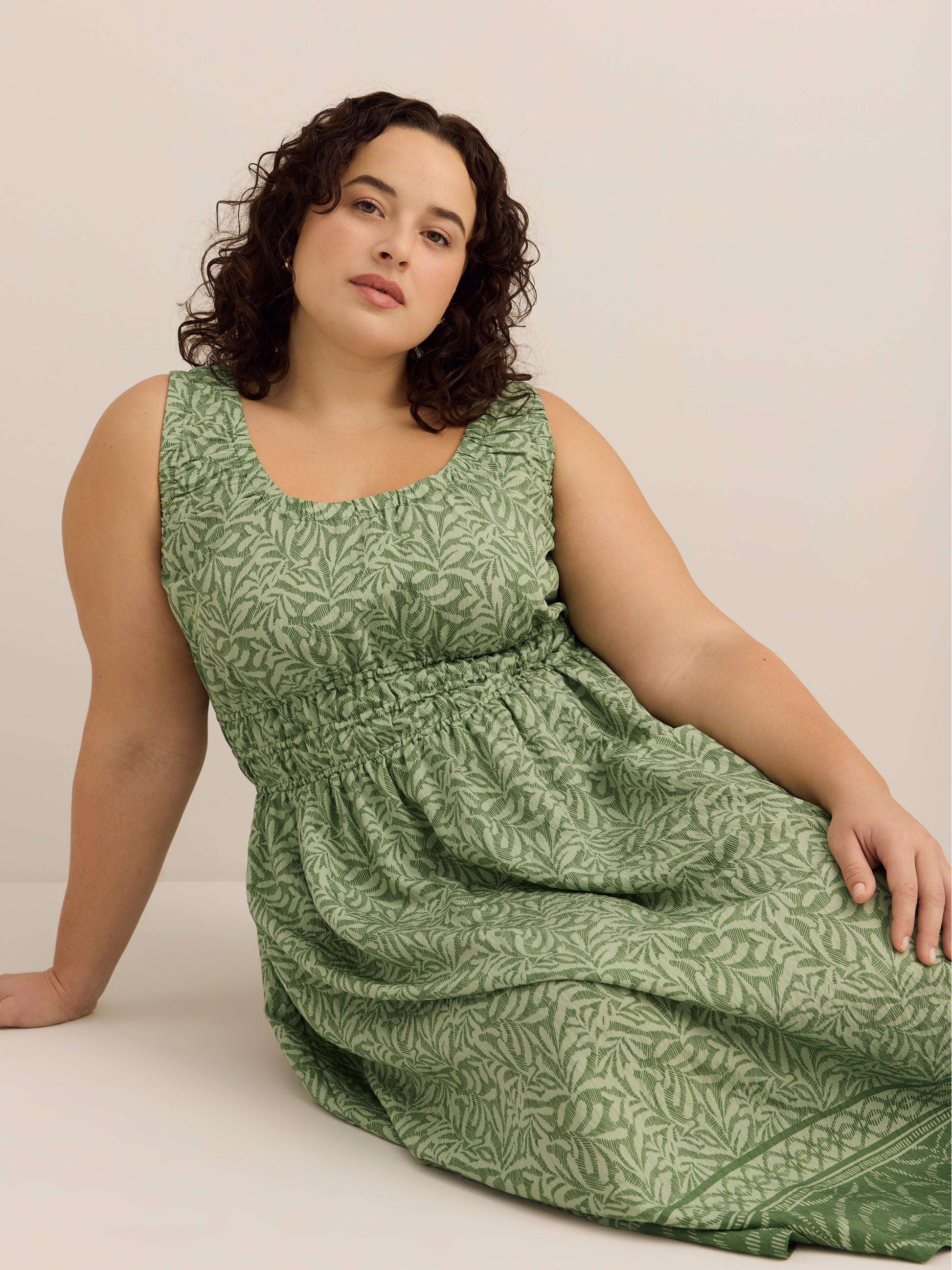 Green Printed Sleeveless Midi Dress with Elastic Waist