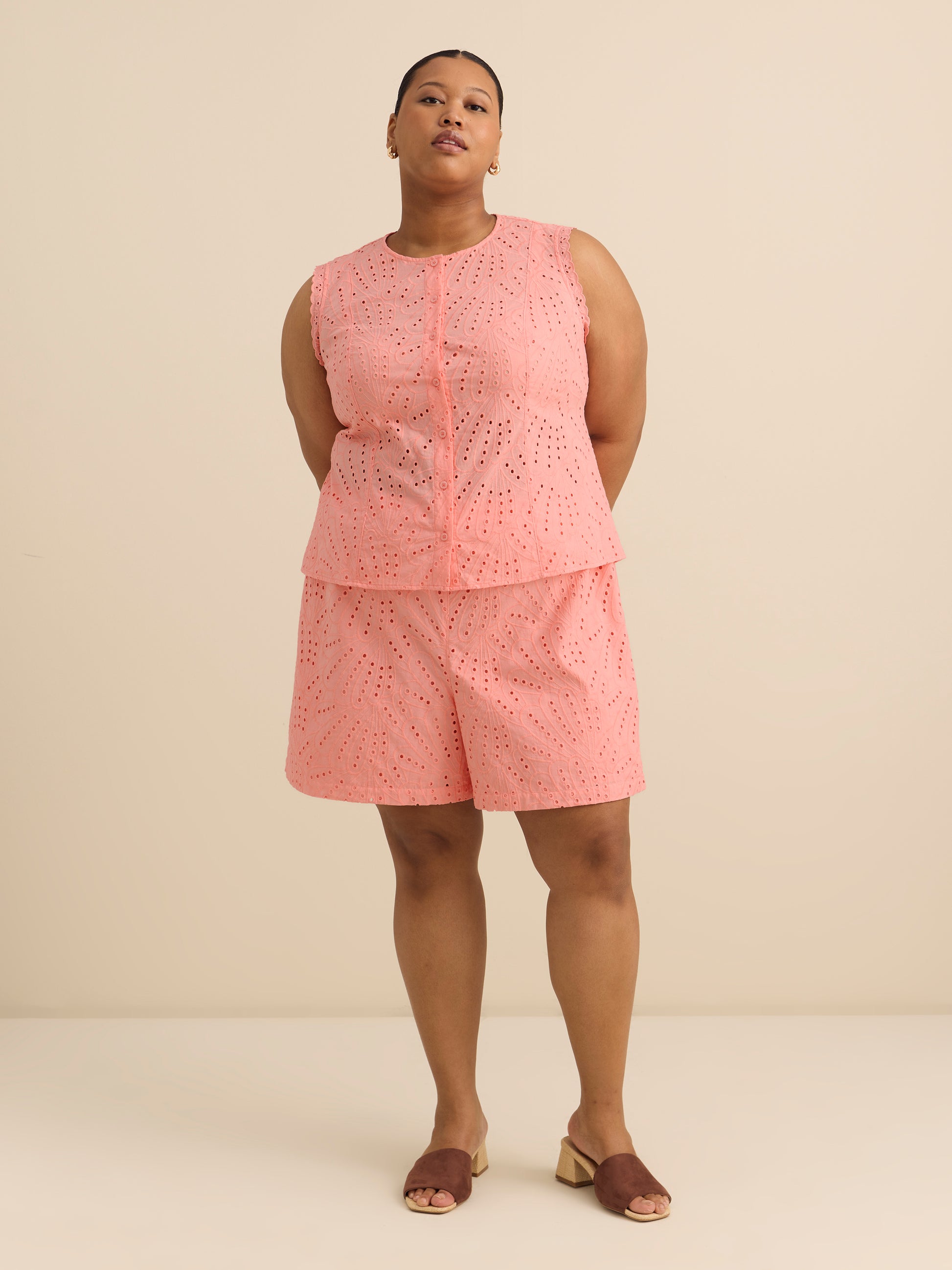 Peach Sleeveless Buttoned Down Eyelet Blouse