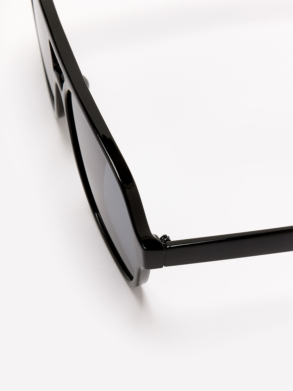 Black Square Sunglasses