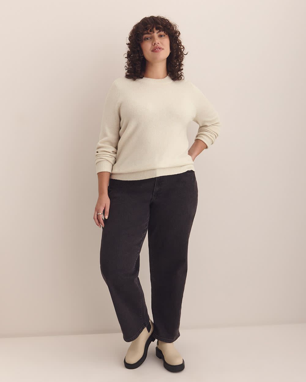 Pull à col rond et mailles métalliques