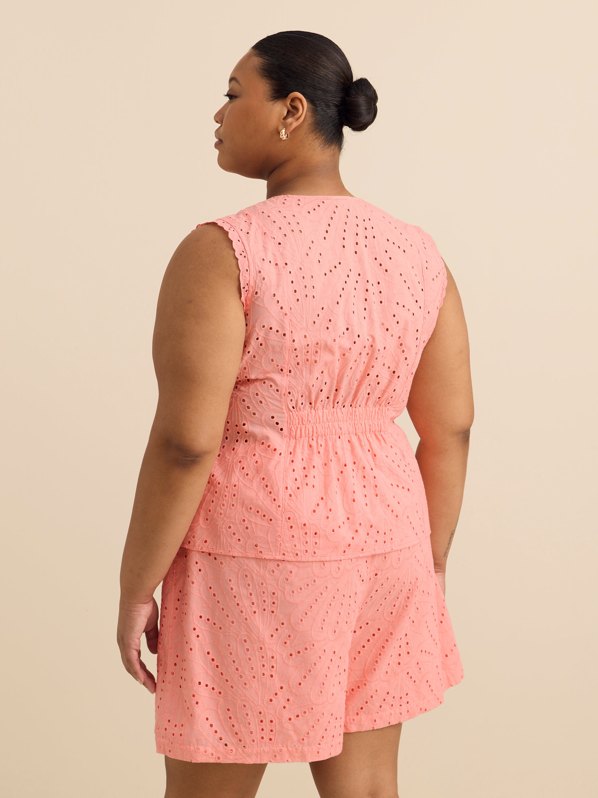 Peach Sleeveless Buttoned Down Eyelet Blouse