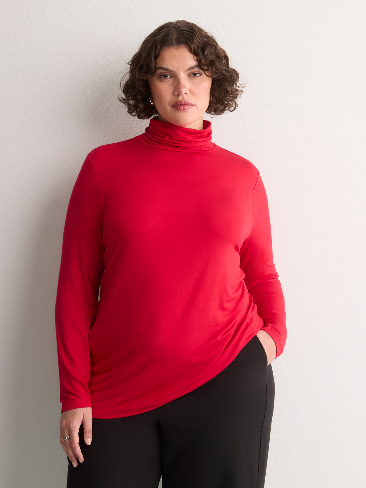 Responsible, Red Modern-Fit Turtle-Neck Long-Sleeve Top