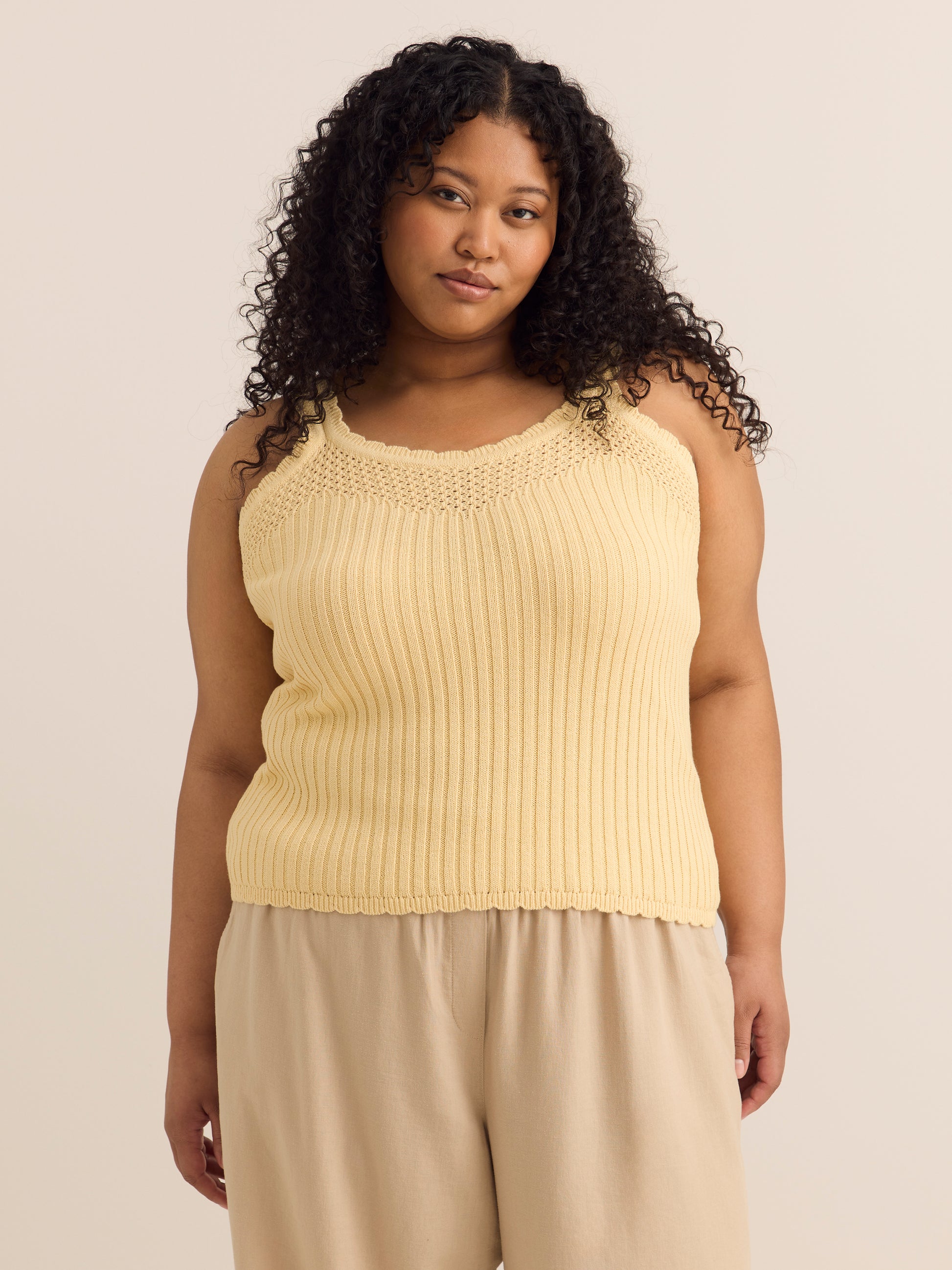 Heart-Shape Fancy-Stitched Sweater Tank