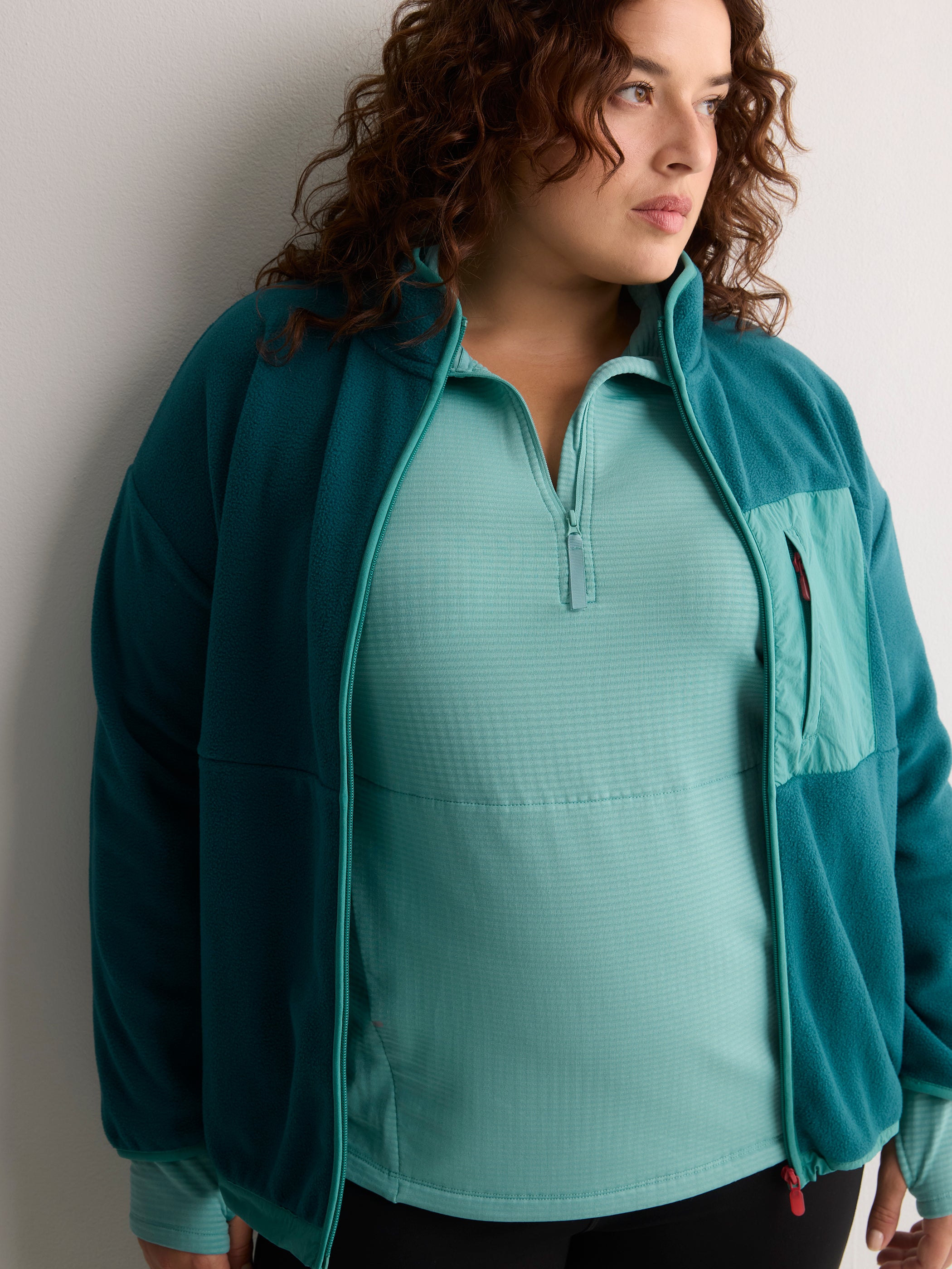 Green Long-Sleeve Half-Zip Textured Performance Pullover - Active Zone