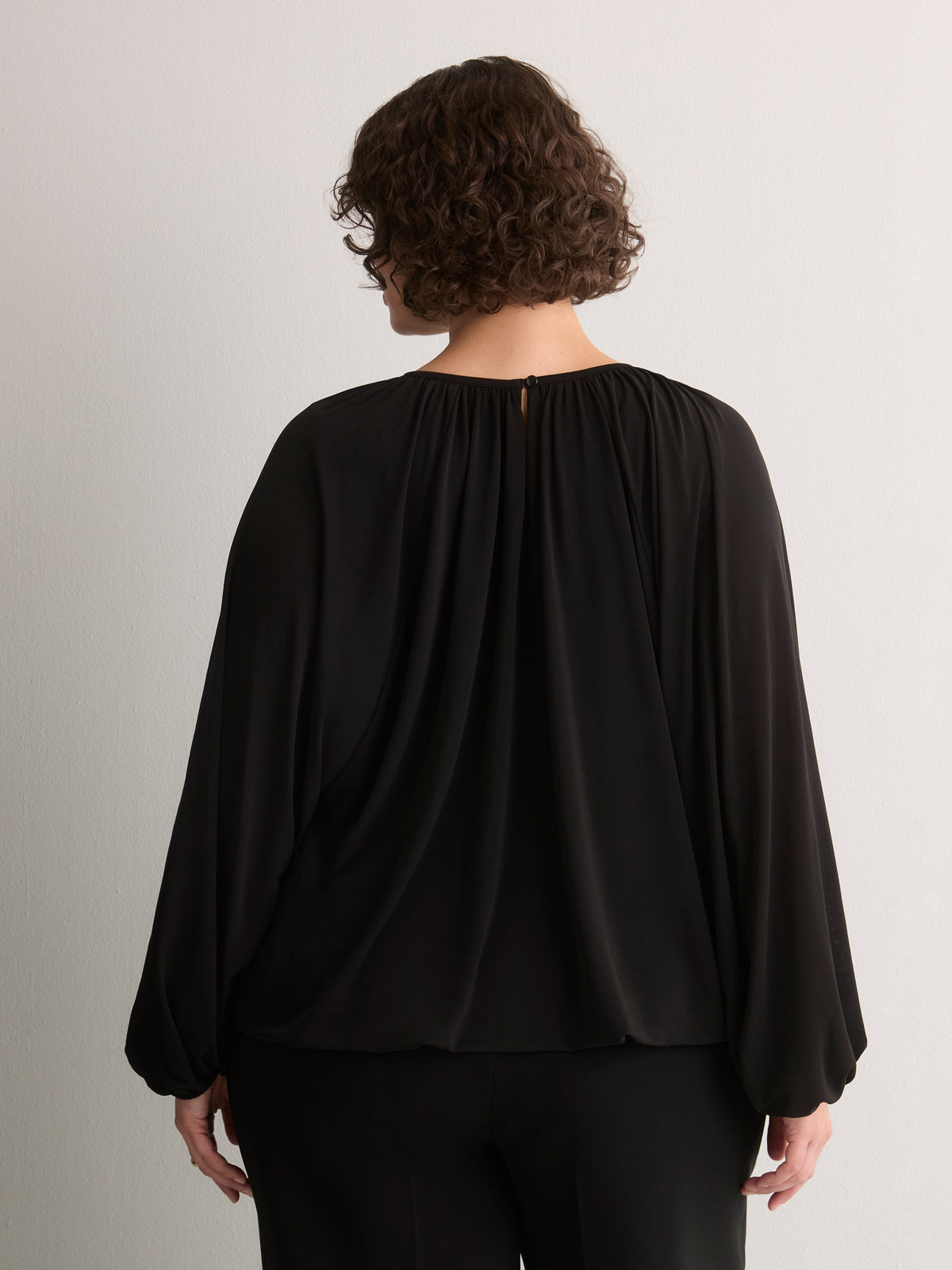 Short Loose-Fit Bubble-Hem Knit Top