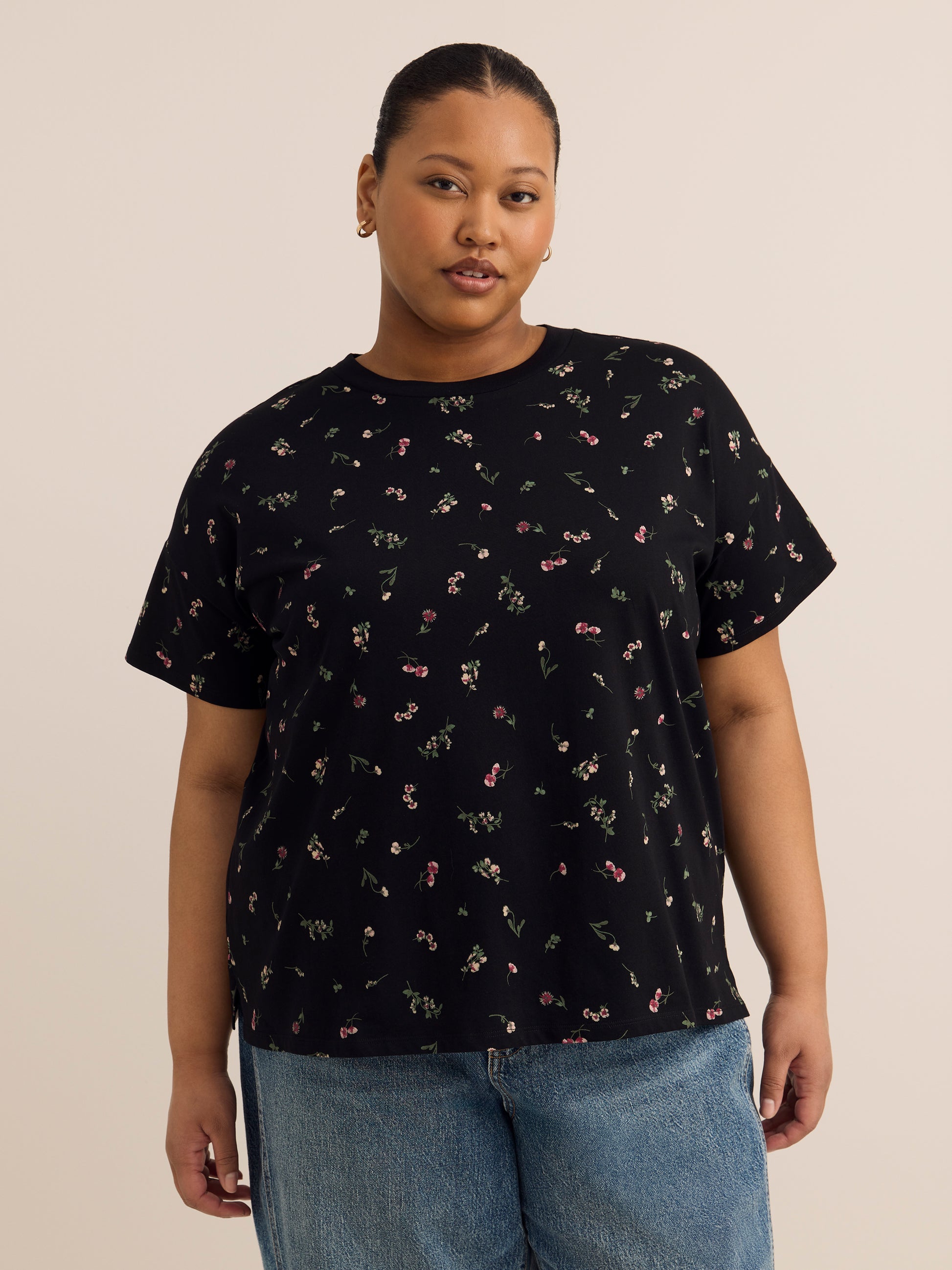 Boxy-Fit Printed Short-Sleeve Crew-Neck T-Shirt