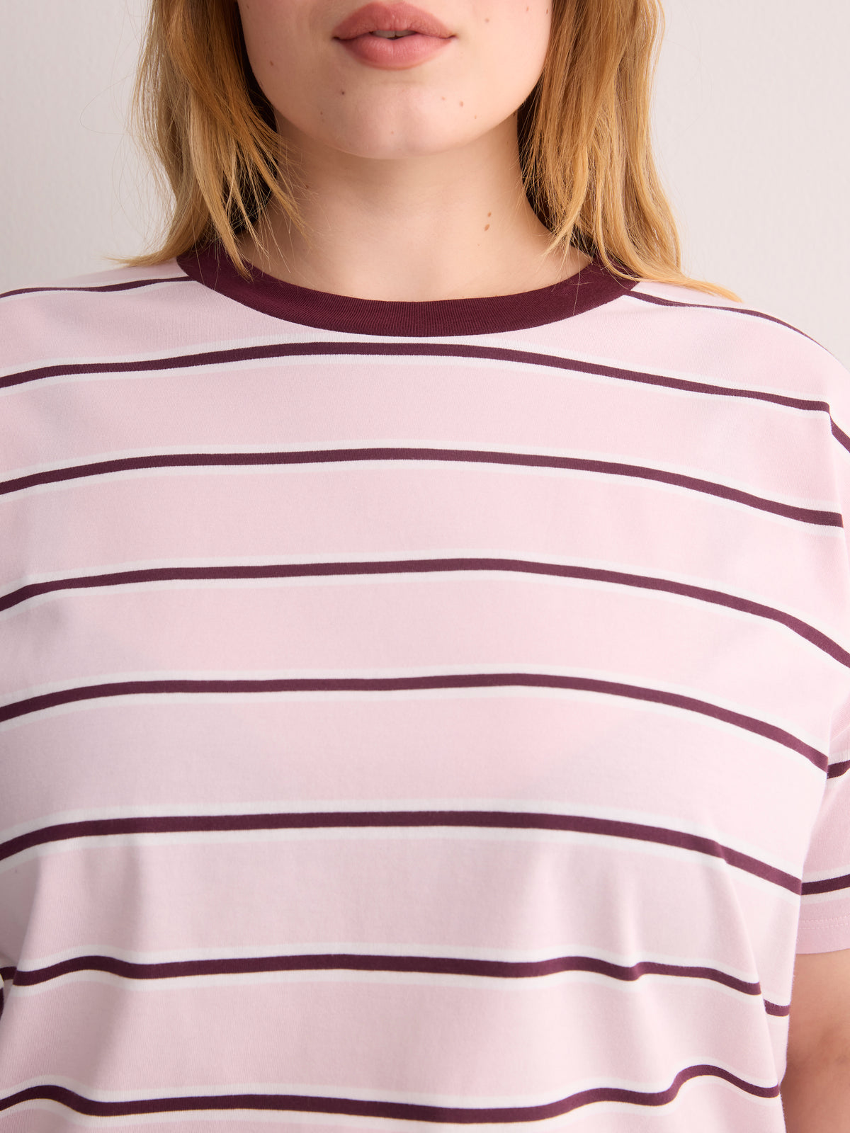 Boxy-Fit Printed Short-Sleeve Crew-Neck T-Shirt
